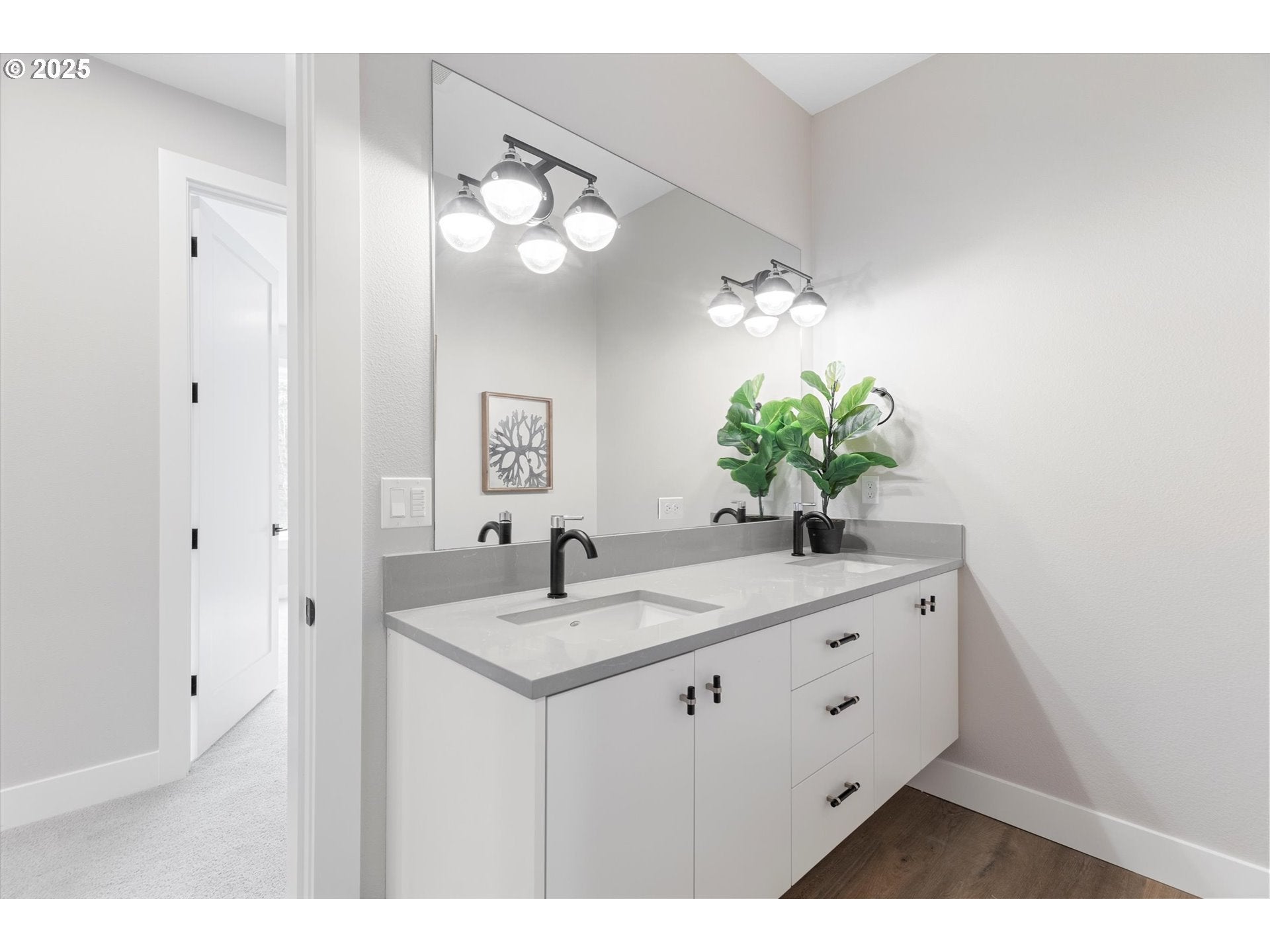 CannonBeach, Oregon, 97110, United States, 4 Bedrooms Bedrooms, ,4 BathroomsBathrooms,Residential,For Sale,2003076