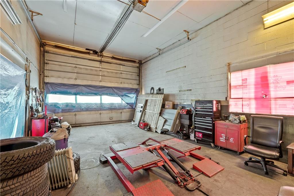 Pawtucket, Rhode Island, 02861, United States, 4 Bedrooms Bedrooms, ,2 BathroomsBathrooms,Residential,For Sale,1880666
