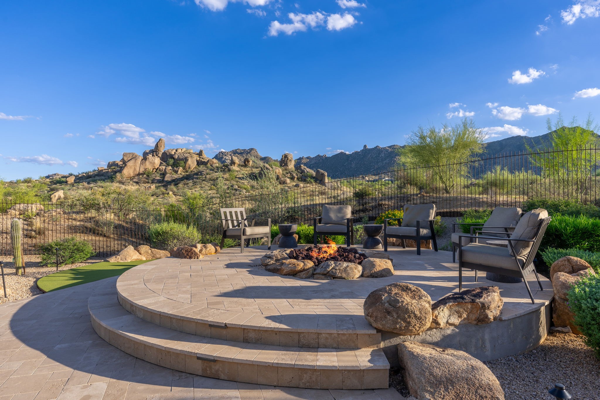  12423 E Desert Vista Dr  Scottsdale, AZ - 物件實景