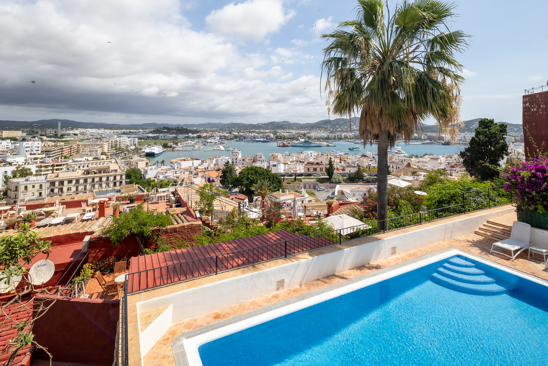  Historic flat with sea views and terrace in Dalt Vila - 物件實景