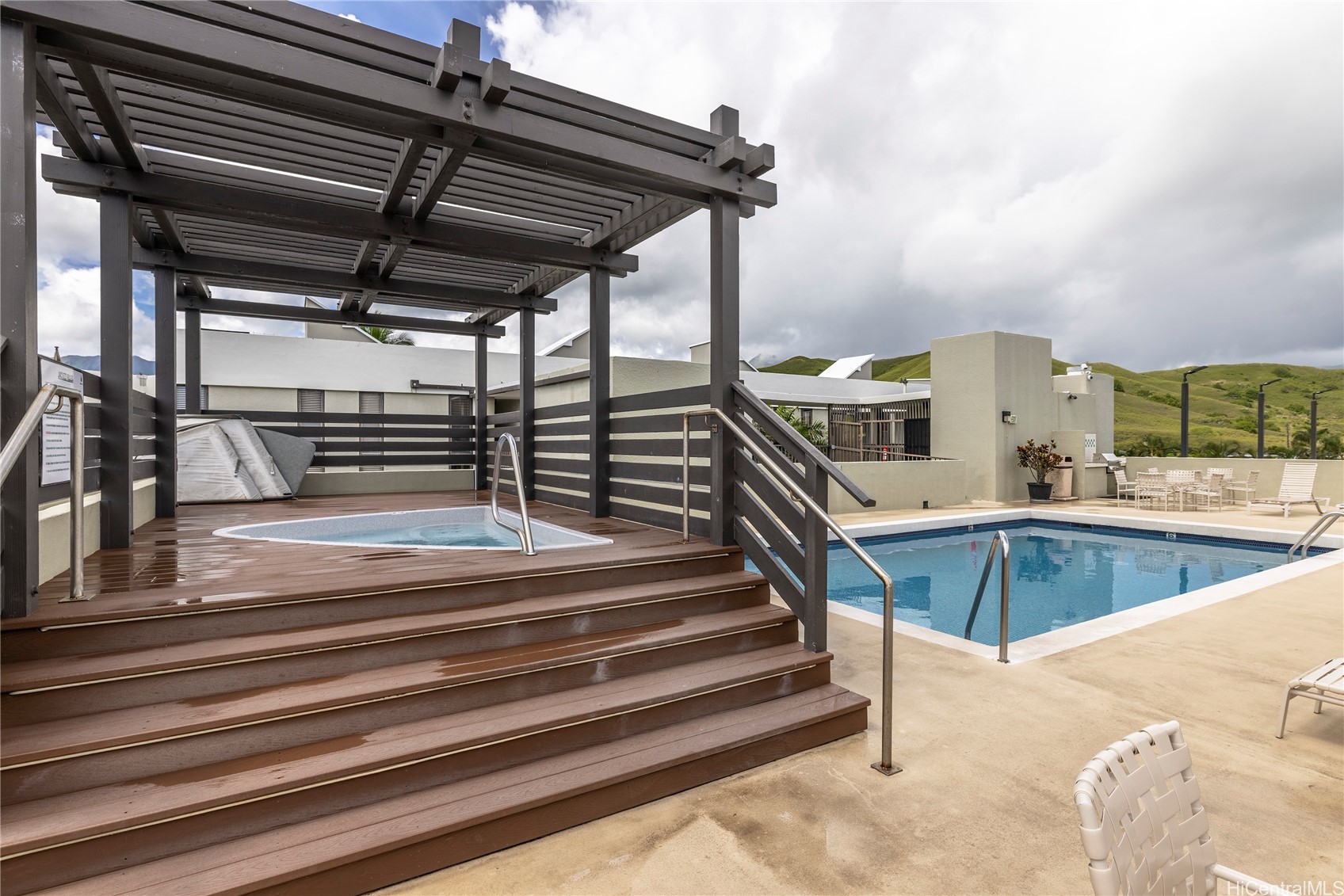 Kailua, Hawaii, 96734, United States, 3 Bedrooms Bedrooms, ,2 BathroomsBathrooms,Residential,For Sale,1906840