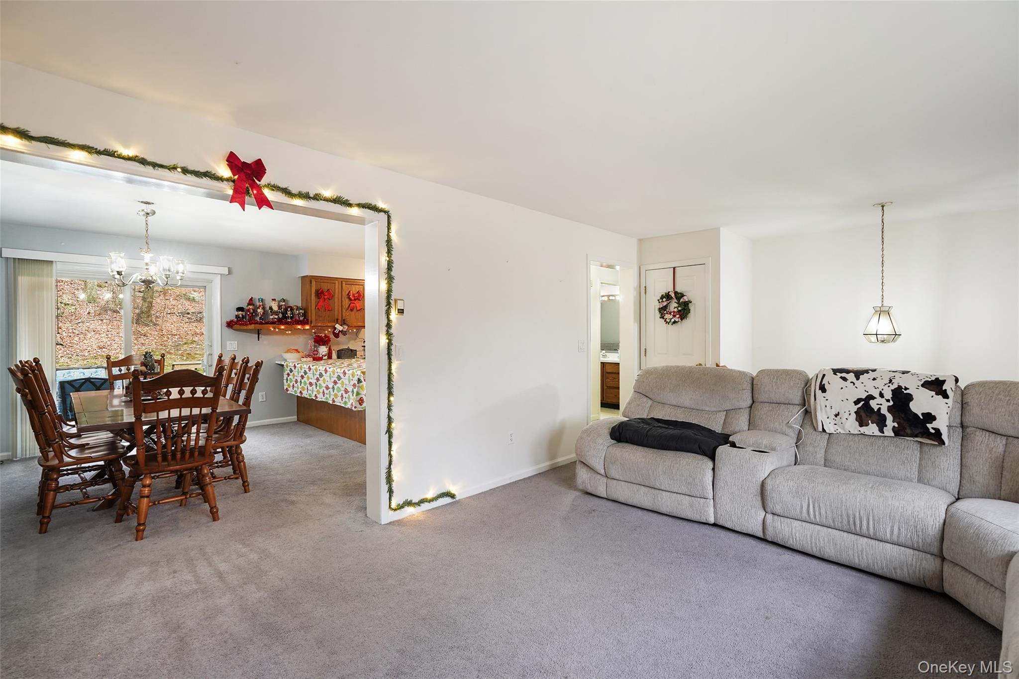 Fishkill, New York, 12524, United States, 3 Bedrooms Bedrooms, ,2 BathroomsBathrooms,Residential,For Sale,1999553