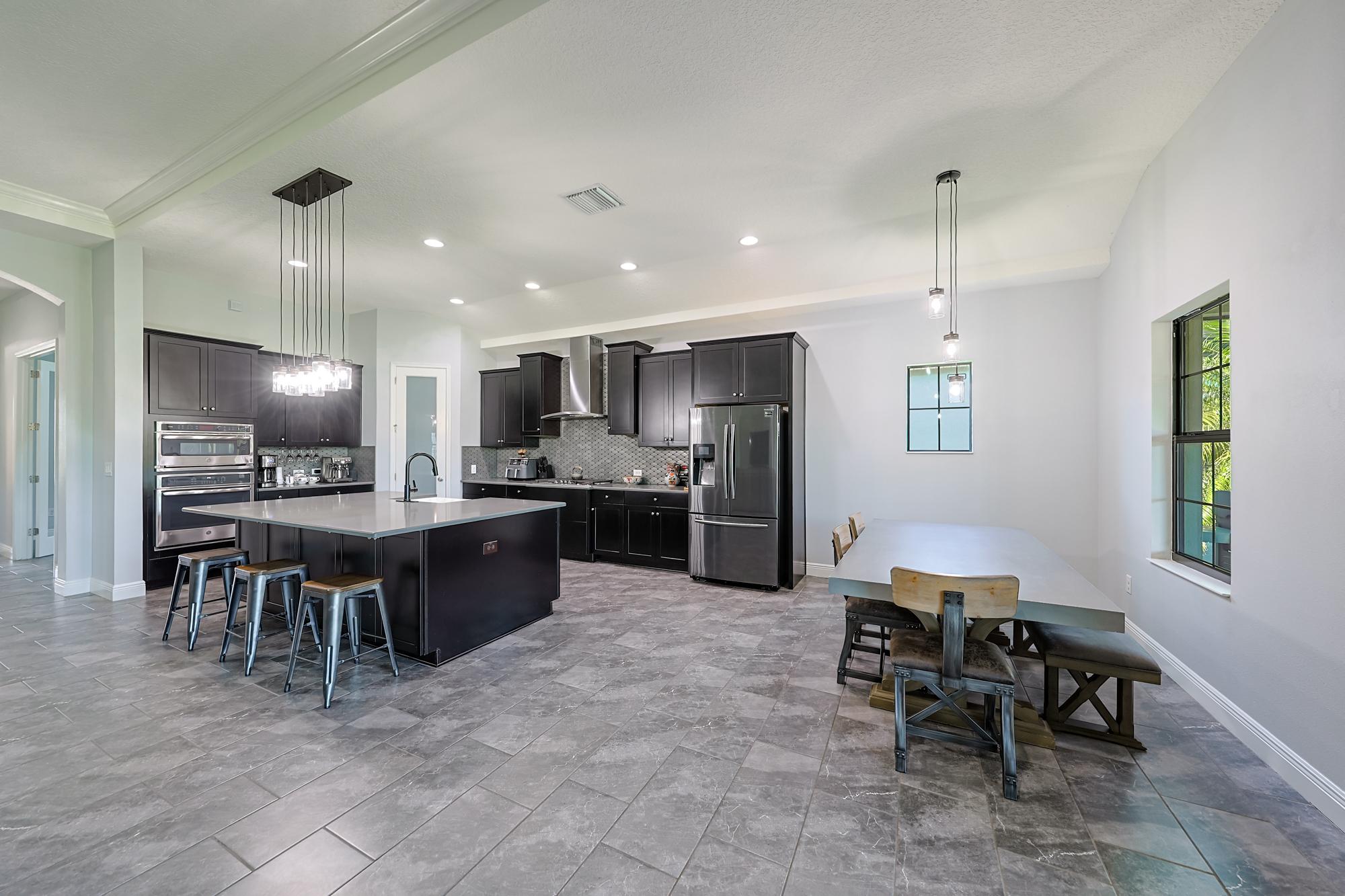 Apollo Beach, Florida, 33572, United States, 4 Bedrooms Bedrooms, ,3 BathroomsBathrooms,Residential,For Sale,1990222