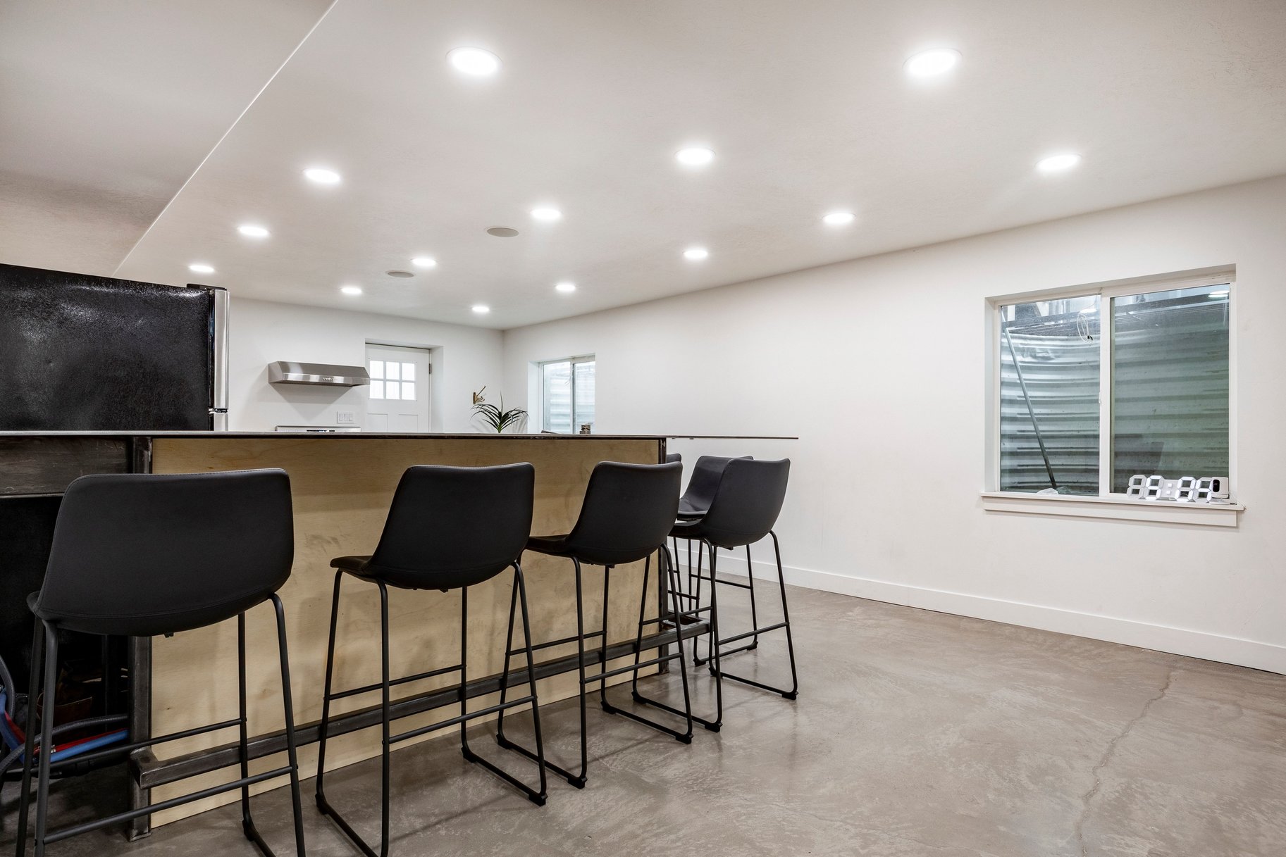  Rare Opportunity to Own a Well Kept Home in the Heart of Vineyard - 物件實景
