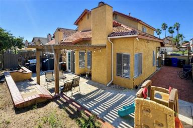 Jurupa Valley, California, 92509, United States, 4 Bedrooms Bedrooms, ,3 BathroomsBathrooms,Residential,For Sale,2009960