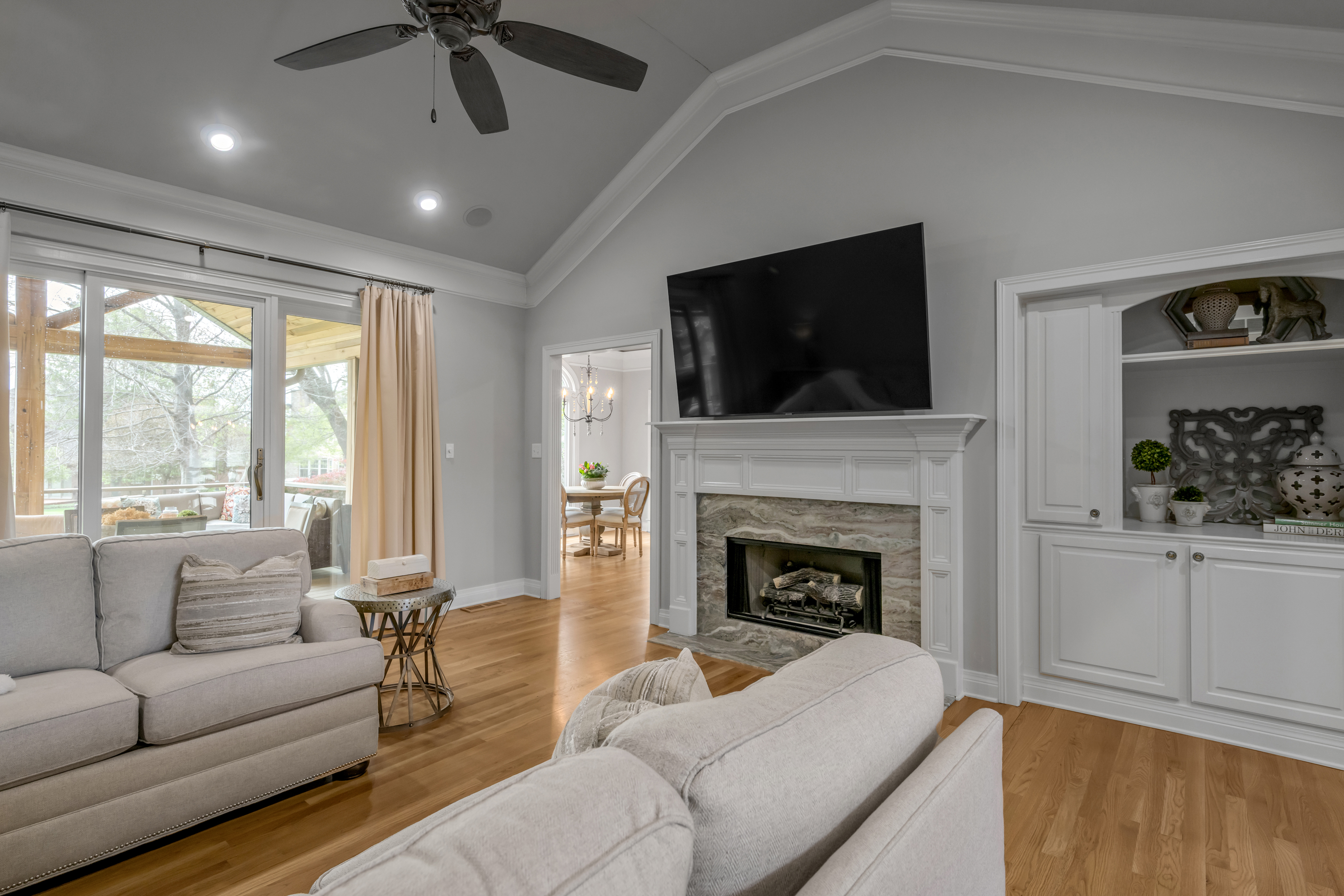  3128 Weymouth Court - 物件實景