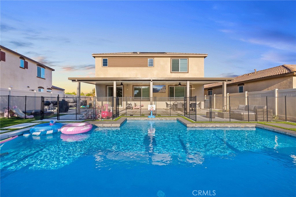 Menifee, California, 92584, United States, 4 Bedrooms Bedrooms, ,3 BathroomsBathrooms,Residential,For Sale,1942234