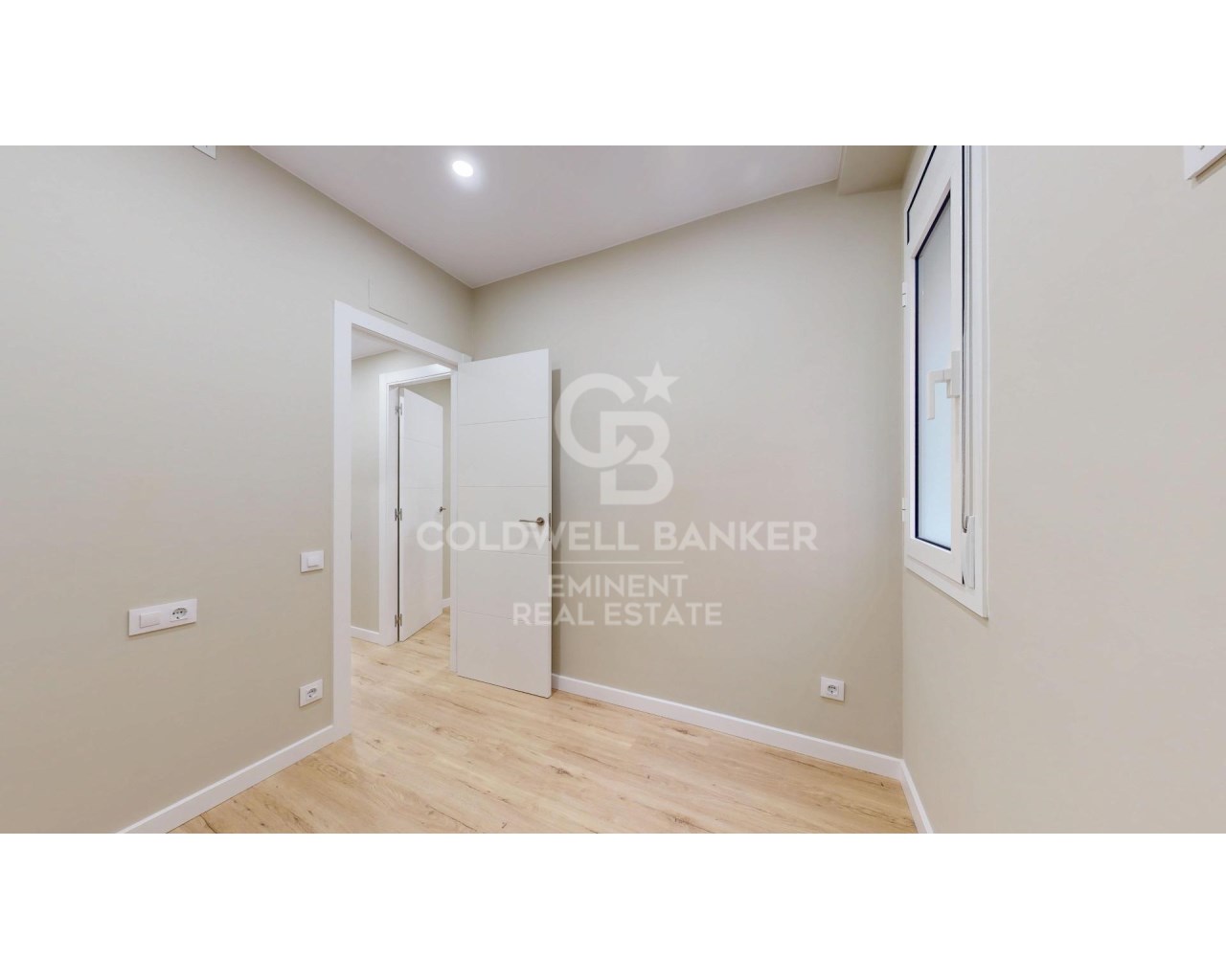 Barcelona, Catalonia, ES, 3 Bedrooms Bedrooms, ,2 BathroomsBathrooms,Residential,For Sale,1744156