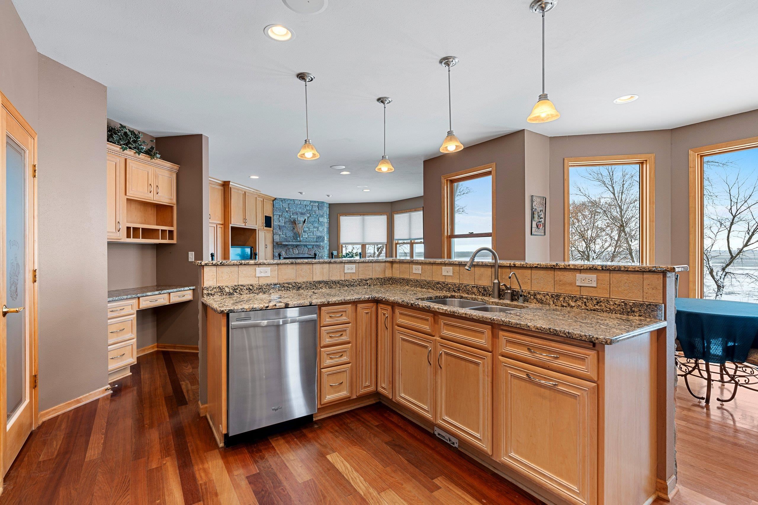 CHILTON, Wisconsin, 53014, United States, 5 Bedrooms Bedrooms, ,6 BathroomsBathrooms,Residential,For Sale,1927210