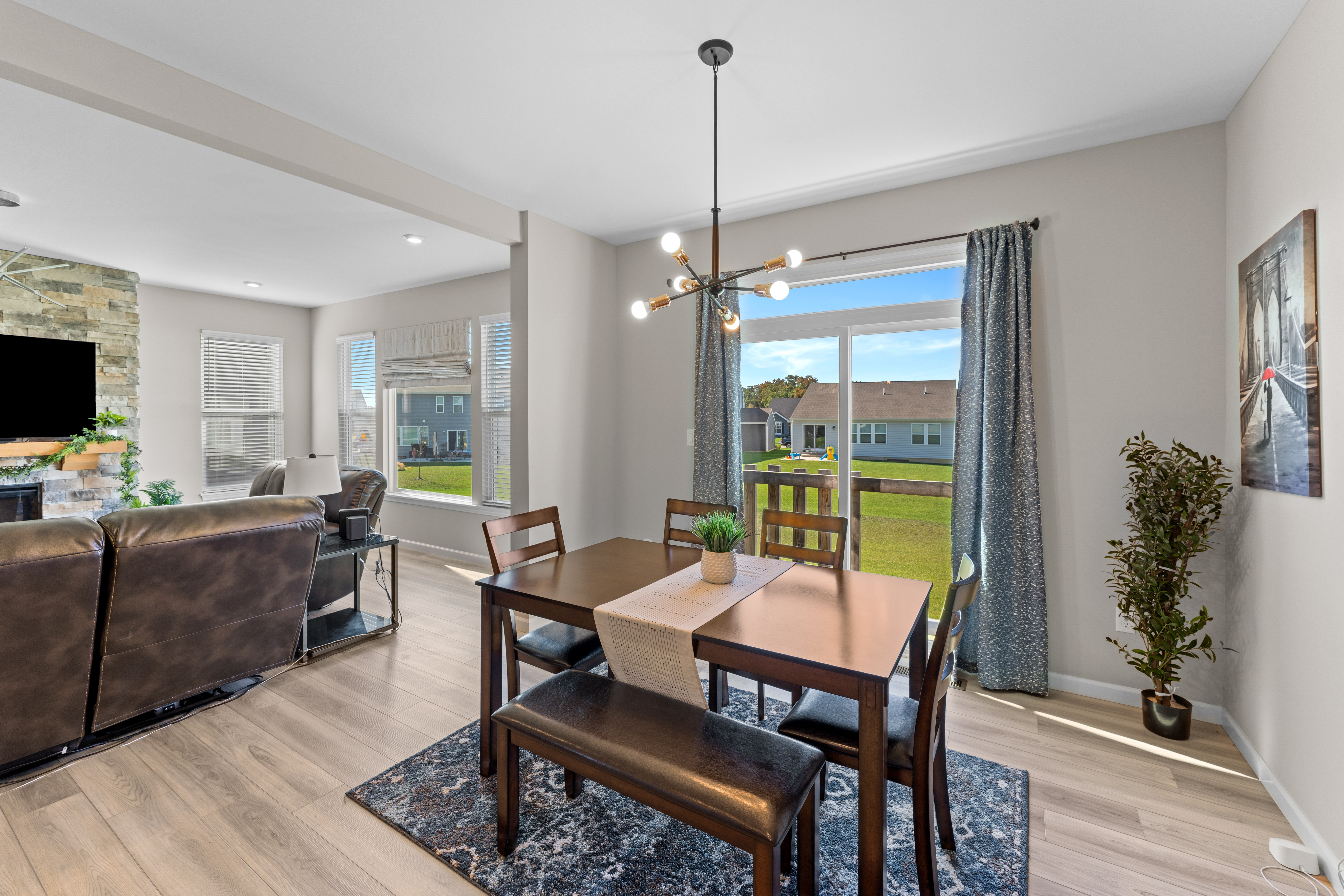  Charming Modern Home with Upgrades & Flex-Space - 物件實景