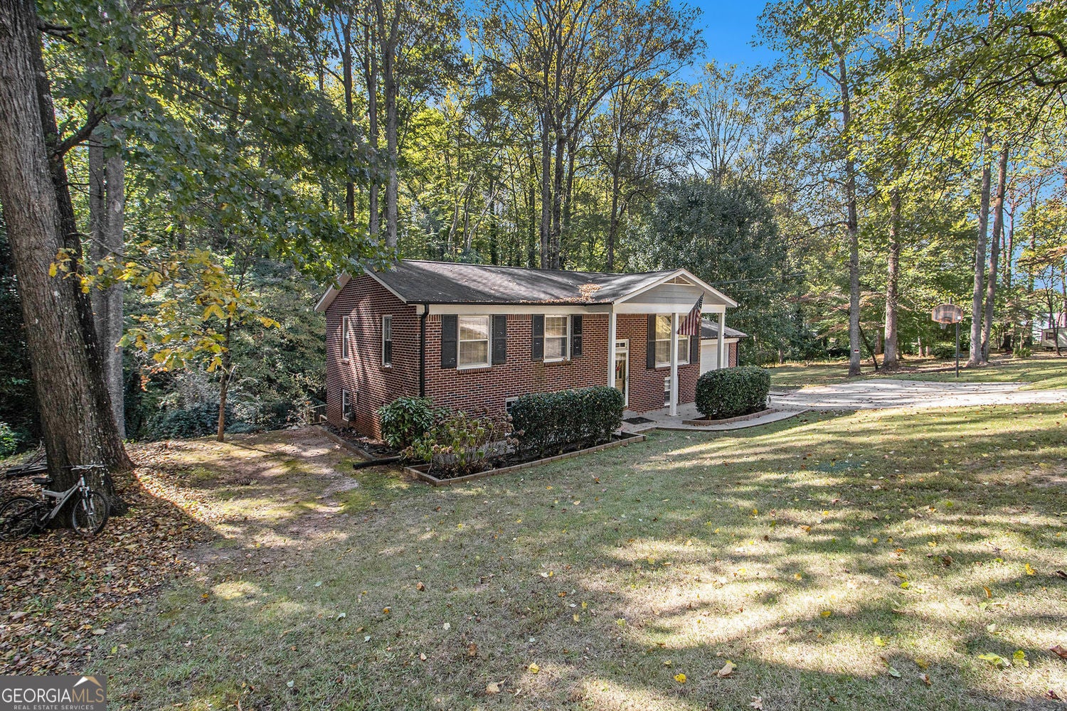 Lawrenceville, Georgia, 30046, United States, 3 Bedrooms Bedrooms, ,2 BathroomsBathrooms,Residential,For Sale,1968343