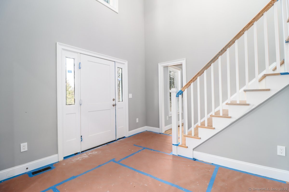 New Milford, Connecticut, 06776, United States, 4 Bedrooms Bedrooms, ,3 BathroomsBathrooms,Residential,For Sale,1896201