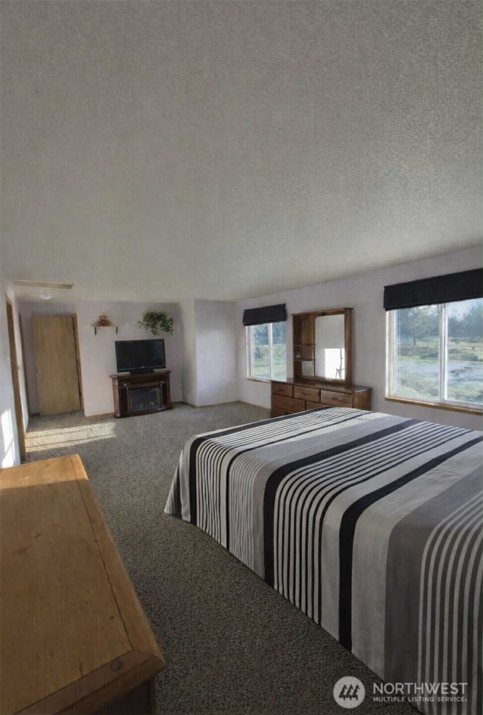 Chehalis, Washington, 98532, United States, 3 Bedrooms Bedrooms, ,1 BathroomBathrooms,Residential,For Sale,2010967