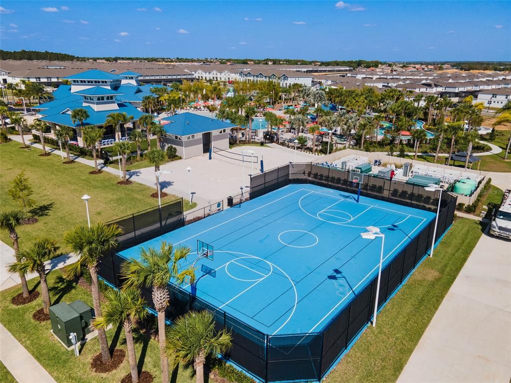 Davenport, Florida, 33897, United States, 10 Bedrooms Bedrooms, ,8 BathroomsBathrooms,Residential,For Sale,1897679
