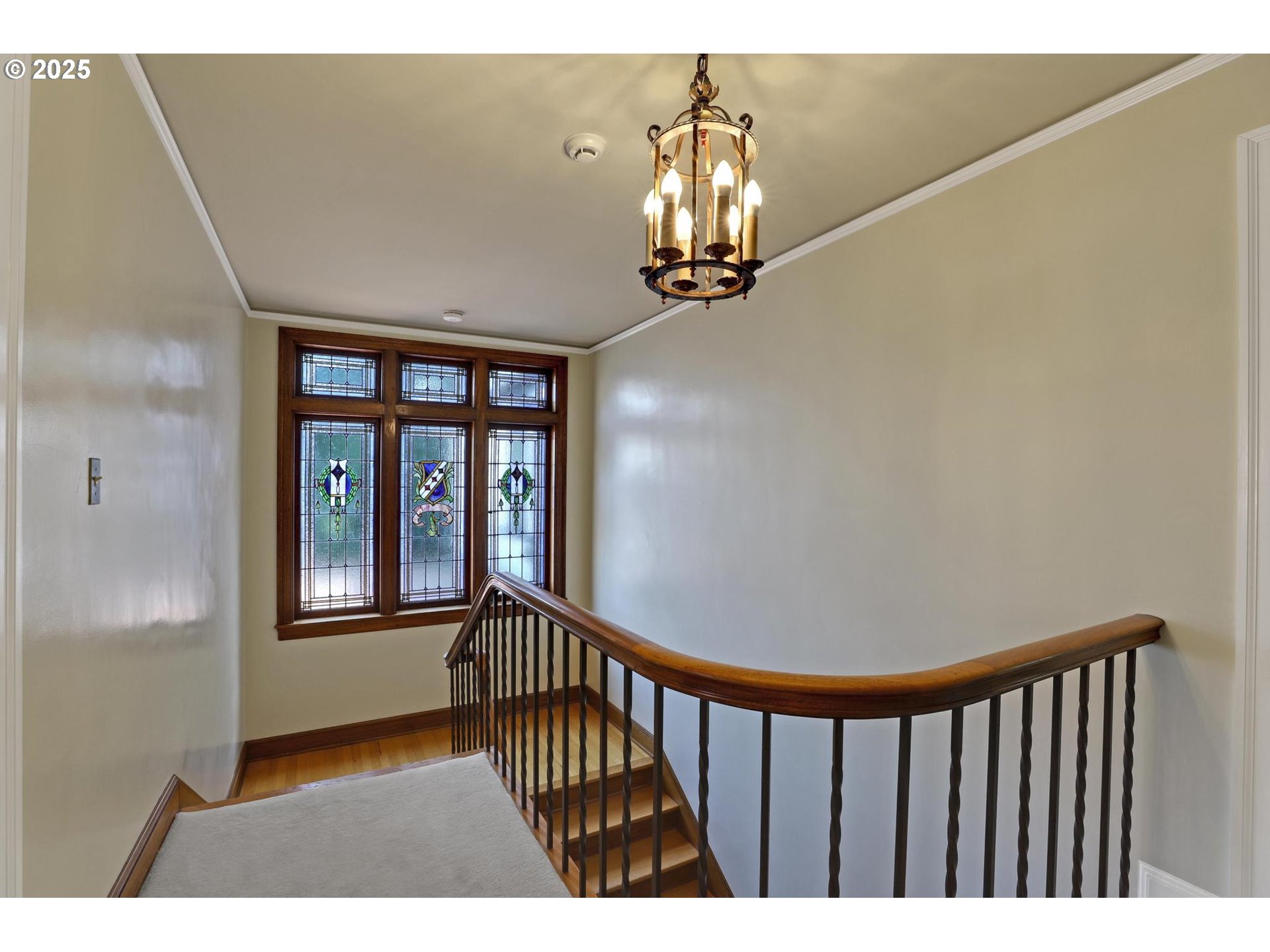 Portland, Oregon, 97205, United States, 4 Bedrooms Bedrooms, ,4 BathroomsBathrooms,Residential,For Sale,1795097