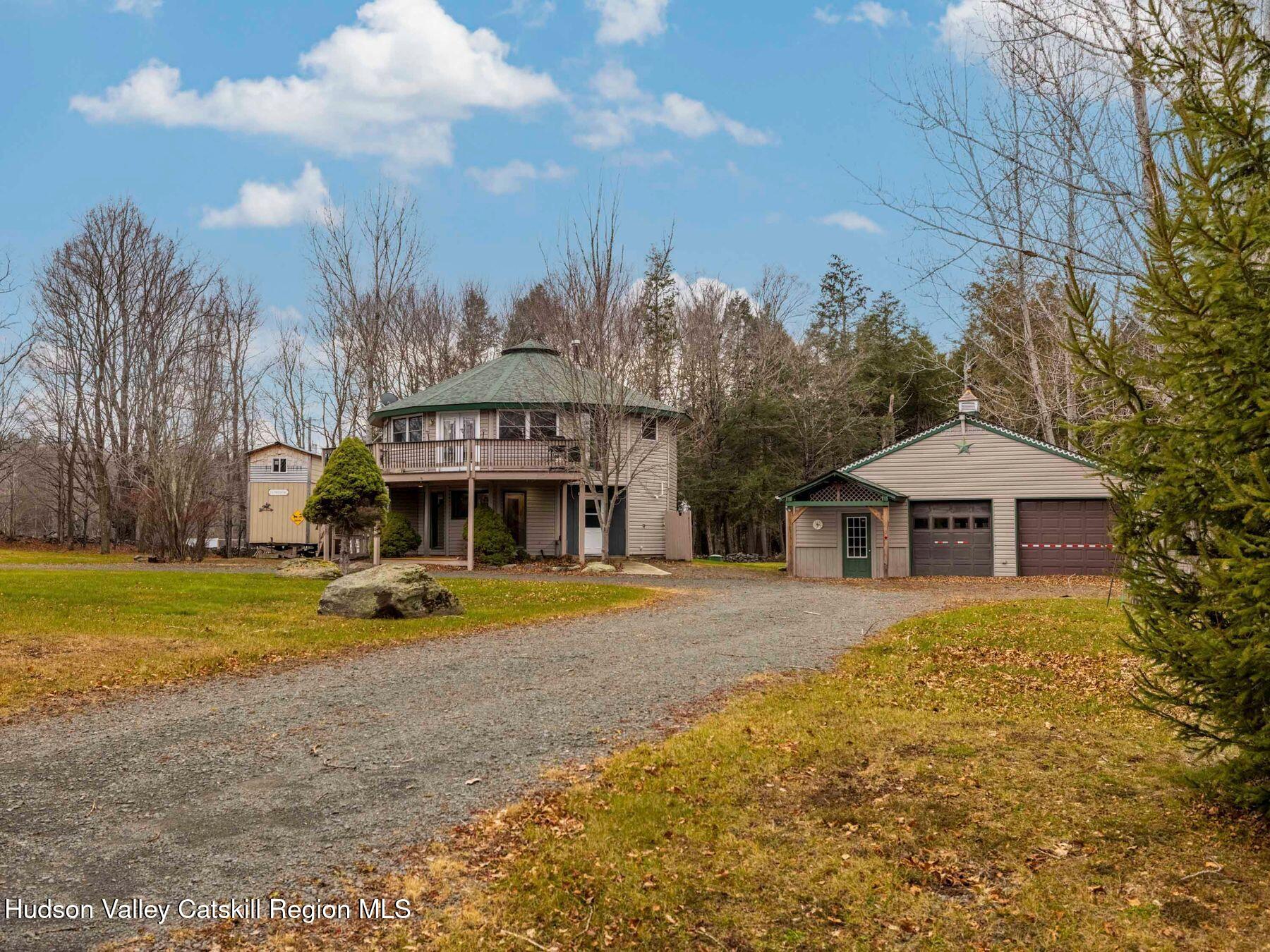 Windham, New York, 12496, United States, 3 Bedrooms Bedrooms, ,3 BathroomsBathrooms,Residential,For Sale,2003340