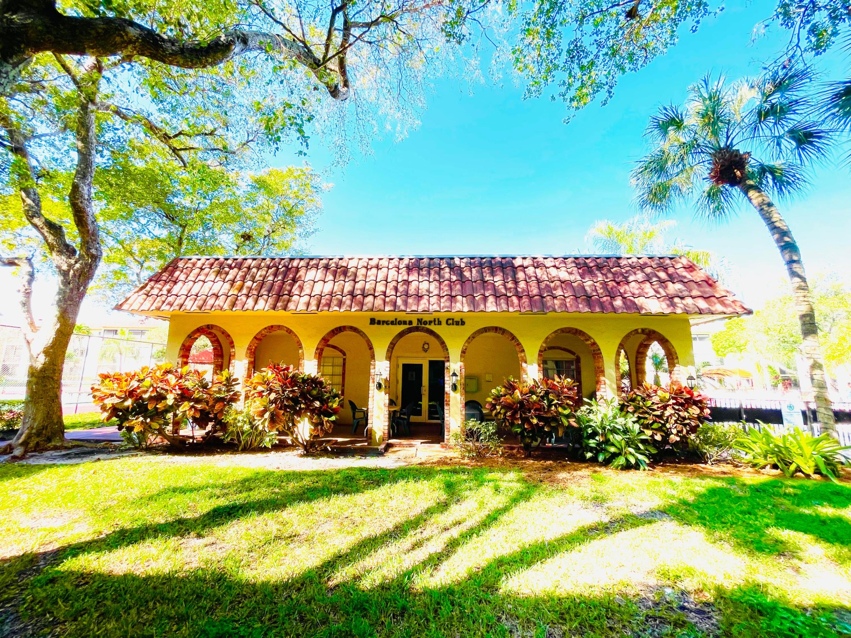 Cypress Rd, Pompano Beach, FL 33060