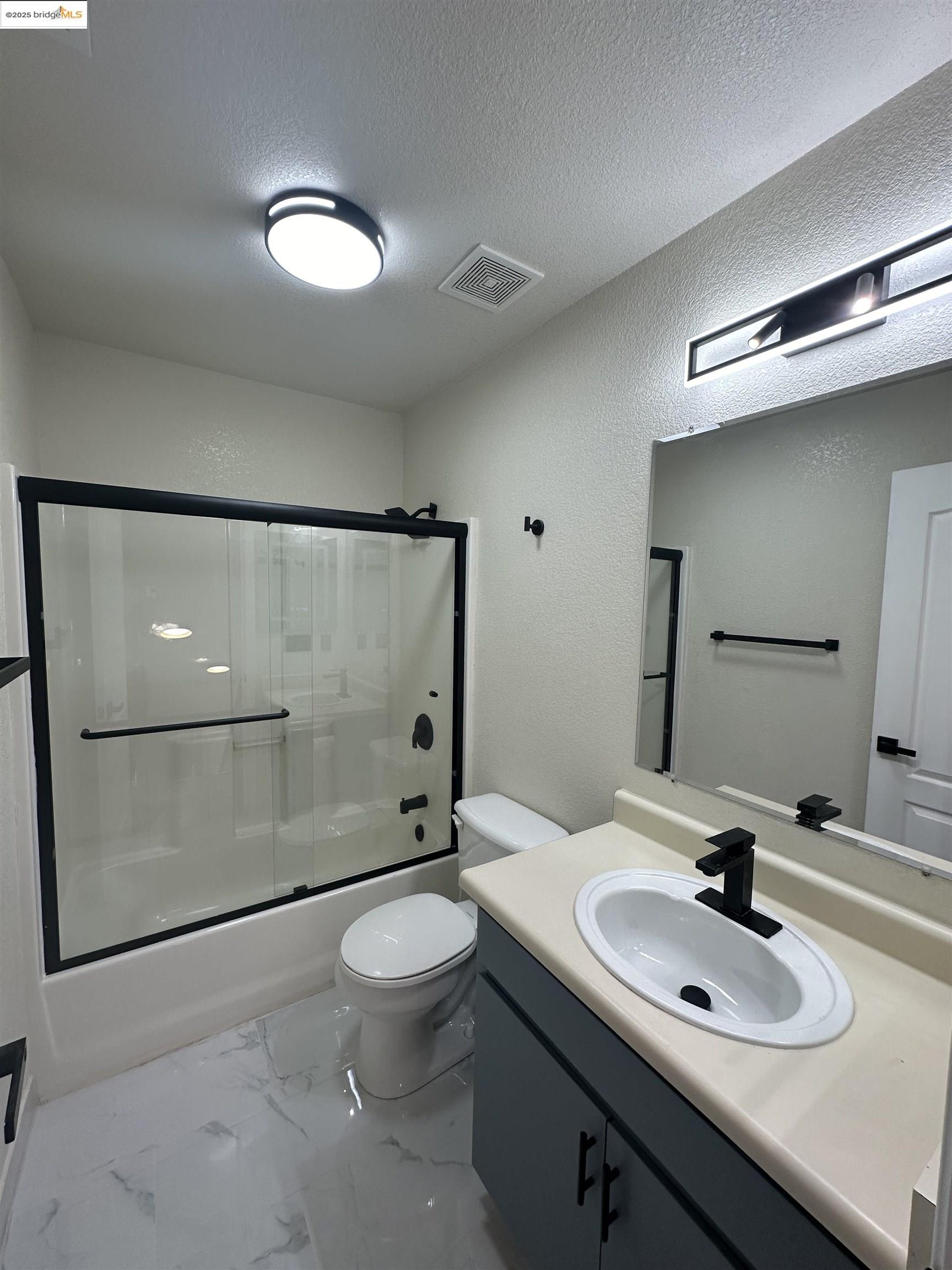 Vallejo, California, 94591, United States, ,Residential,For Sale,1940570
