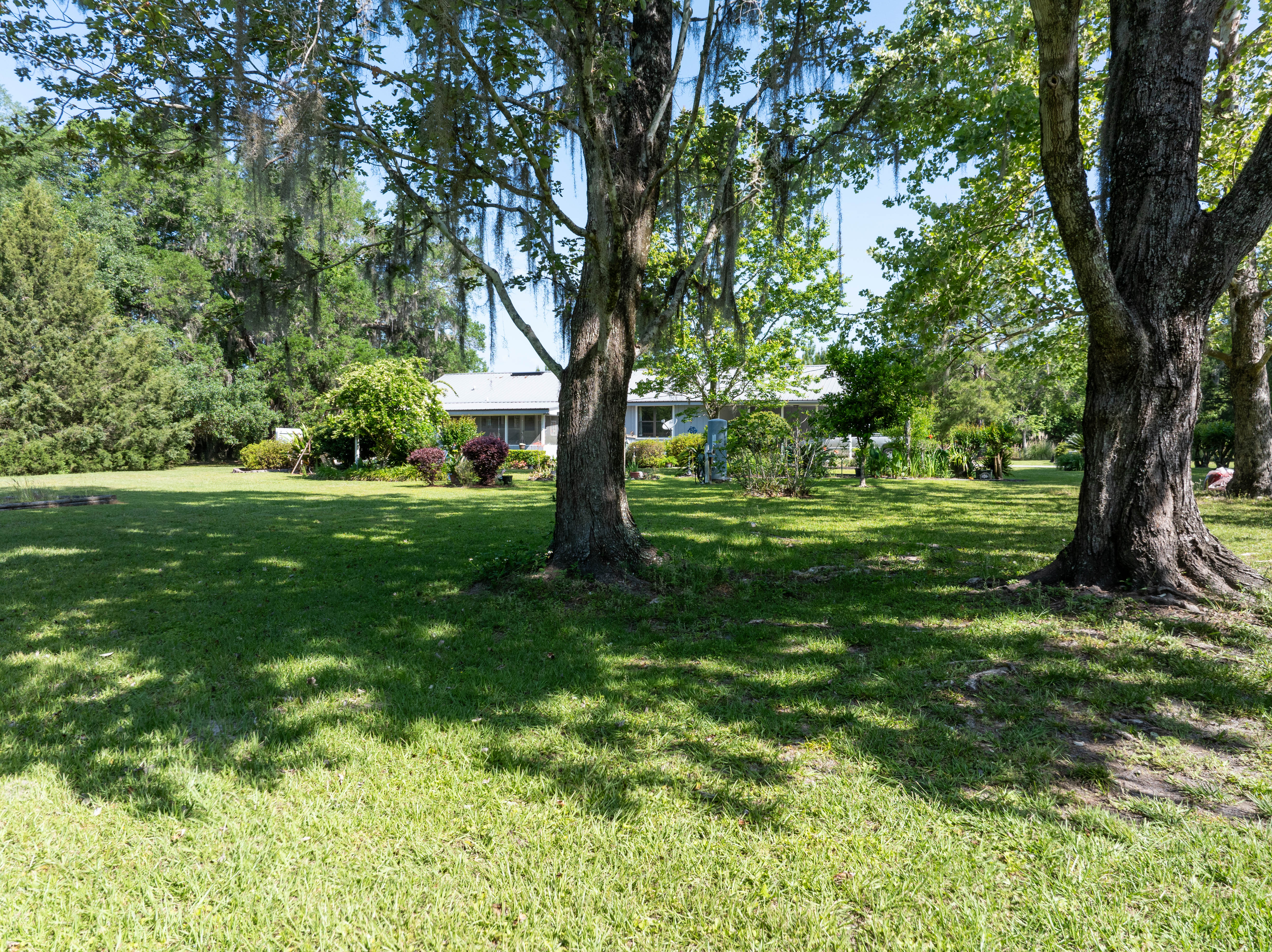 Lake City, Florida, 32025, United States, 3 Bedrooms Bedrooms, ,2 BathroomsBathrooms,Residential,For Sale,1737016