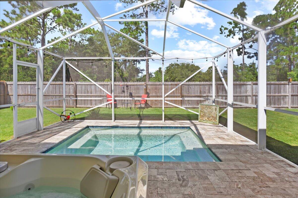 Gulf Breeze, Florida, 32563, United States, 4 Bedrooms Bedrooms, ,3 BathroomsBathrooms,Residential,For Sale,1933407