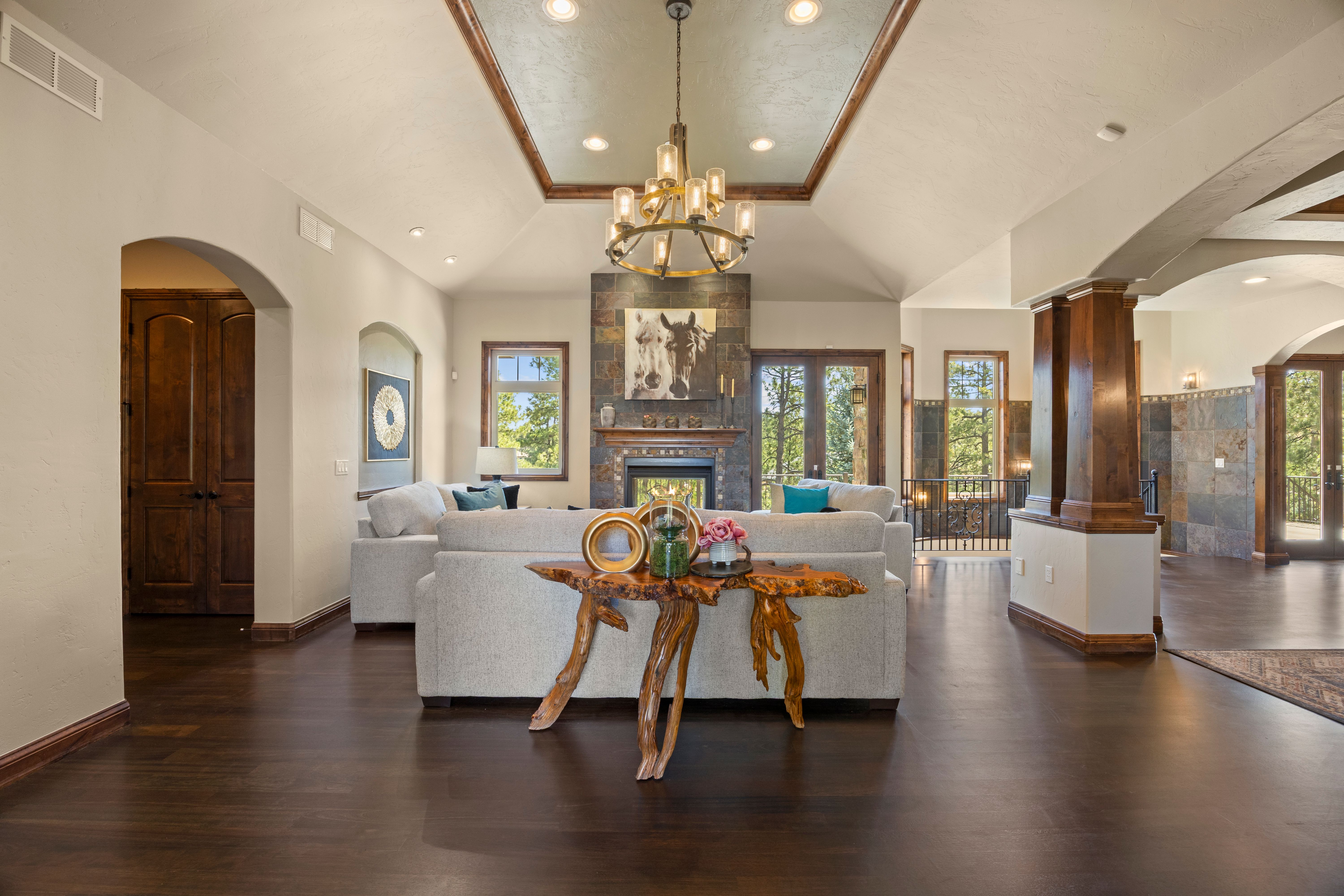  Spectacular custom ranch with a walk-out finished basement - 物件實景