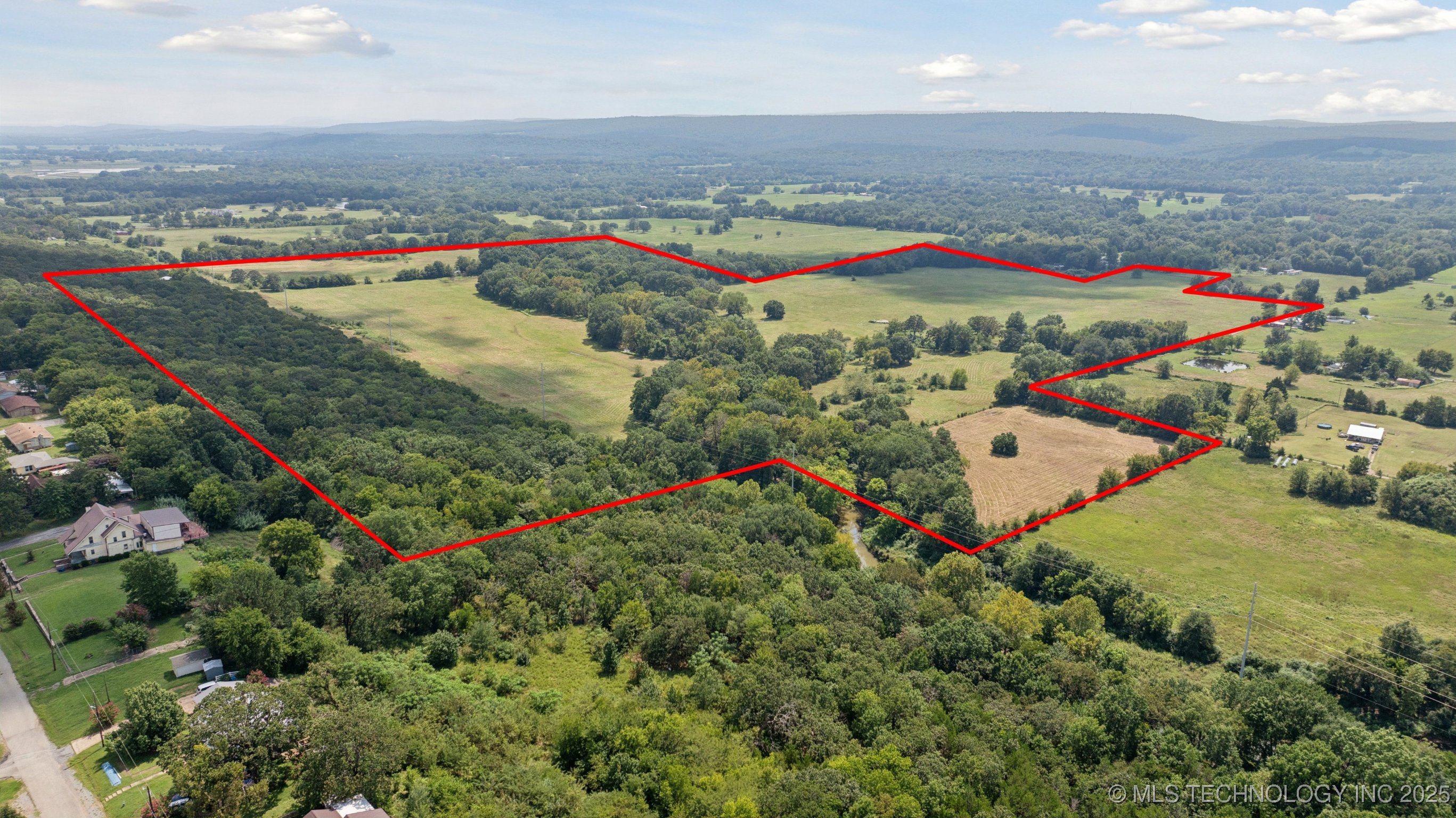 Wilburton, Oklahoma, 74578, United States, ,Residential,For Sale,1939872