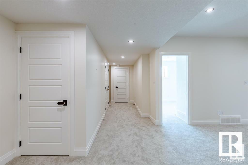 RURAL PARKLAND COUNTY, Alberta, T7X 0W7, CA, 4 Bedrooms Bedrooms, ,3 BathroomsBathrooms,Residential,For Sale,1838200