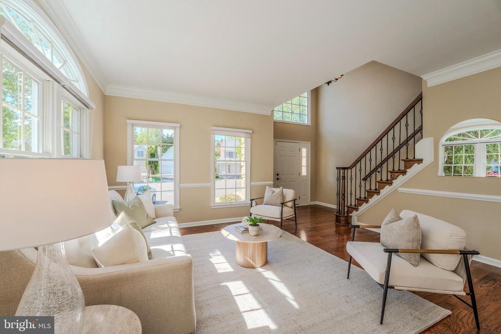 Reston, Virginia, 20194, United States, 4 Bedrooms Bedrooms, ,4 BathroomsBathrooms,Residential,For Sale,2047998