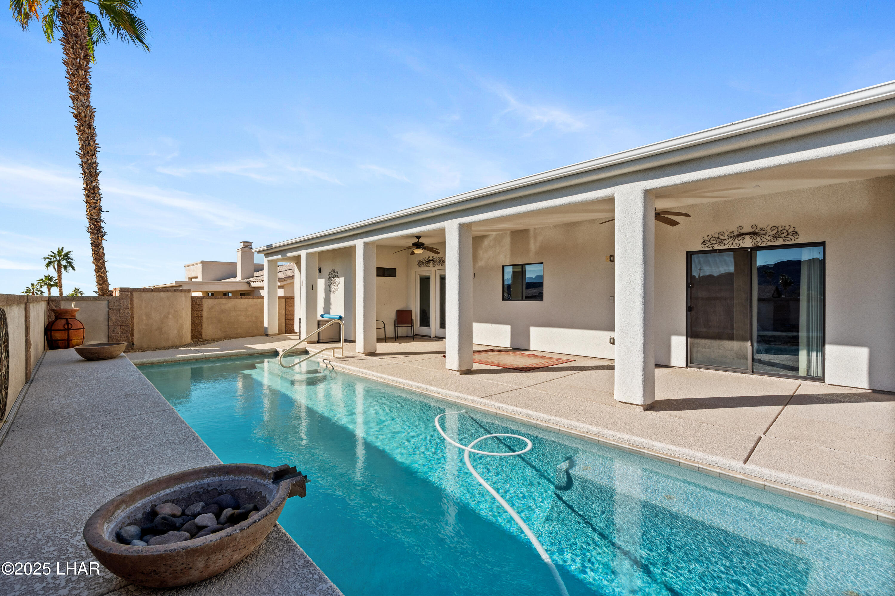 Lake Havasu City, Arizona, 86406, United States, 3 Bedrooms Bedrooms, ,1 BathroomBathrooms,Residential,For Sale,1995685