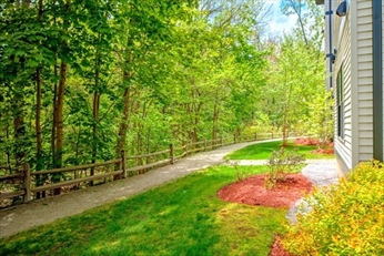 Chelmsford, Massachusetts, 01824, United States, 2 Bedrooms Bedrooms, ,2 BathroomsBathrooms,Residential,For Sale,1943275