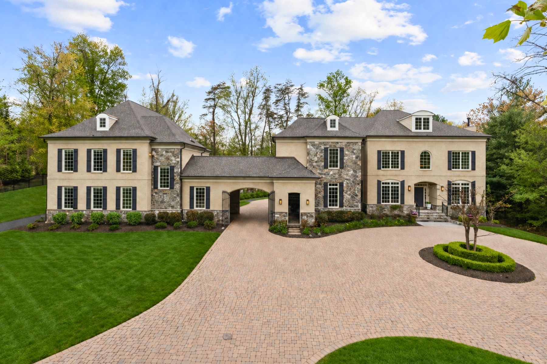  9111 Dara Lane, Great Falls, VA, 22066 - 物件實景