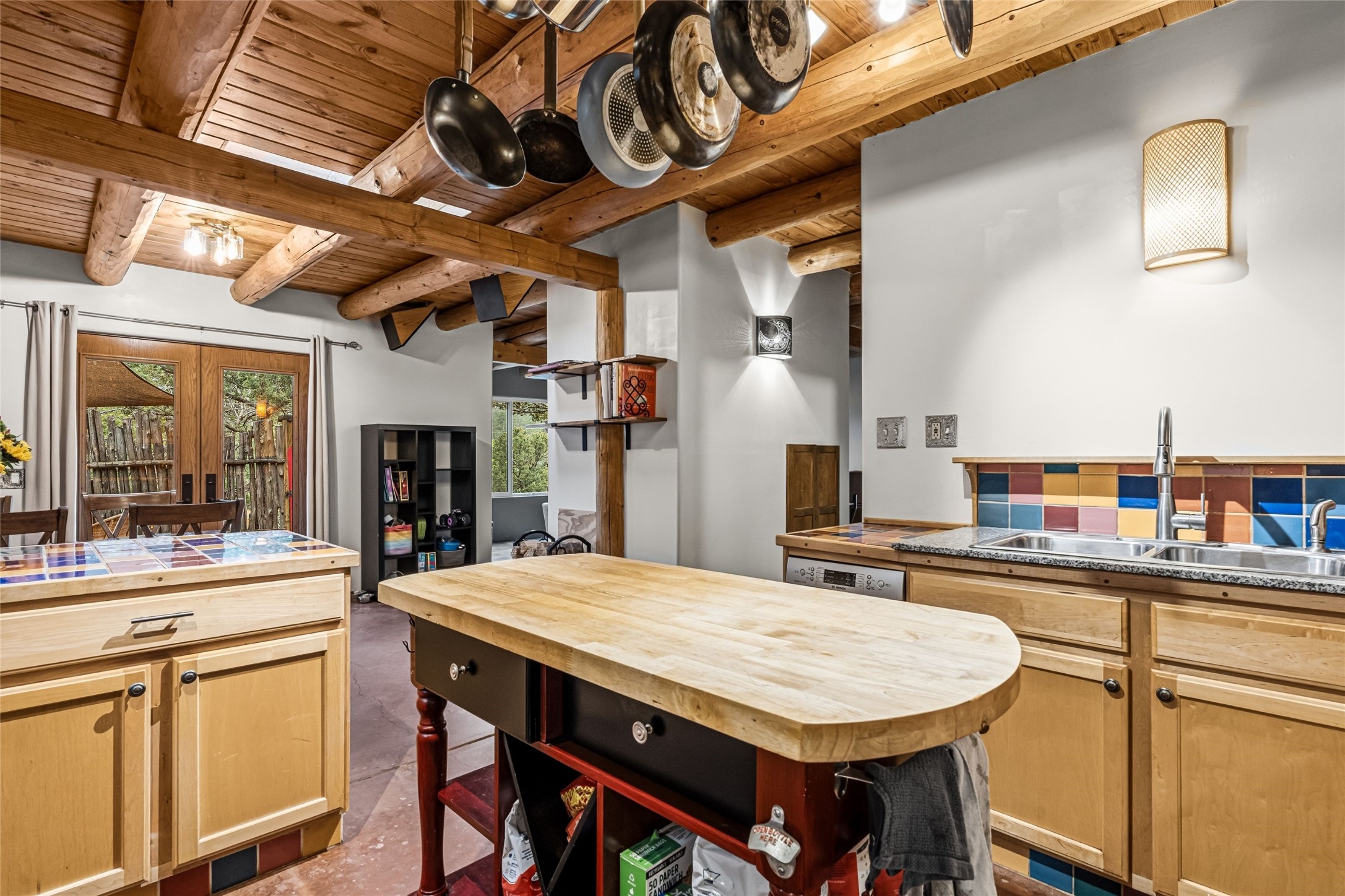  7641 Old Santa Fe Trail - 物件實景