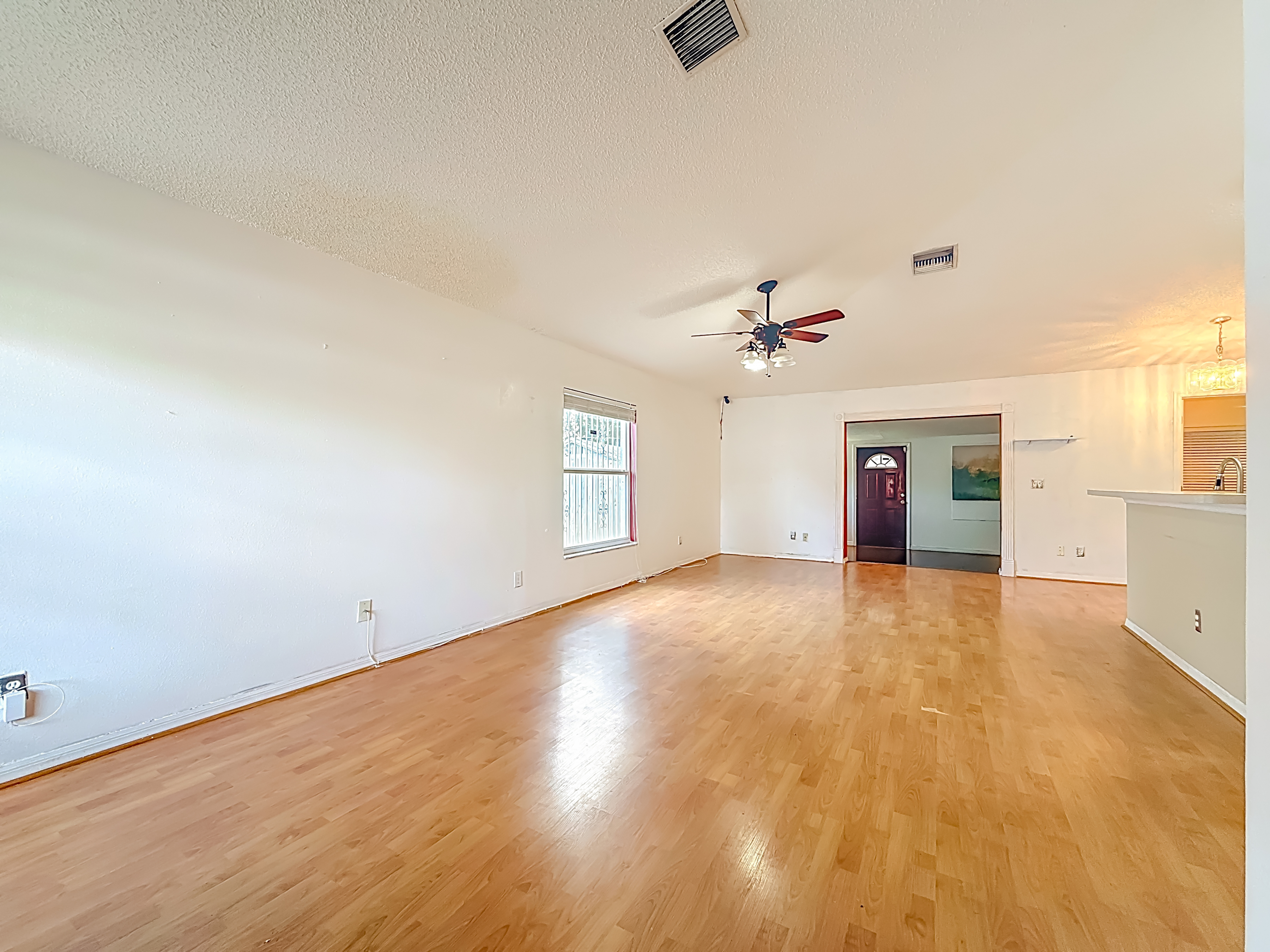 St. Petersburg, Florida, 33713, United States, 4 Bedrooms Bedrooms, ,2 BathroomsBathrooms,Residential,For Sale,2005721