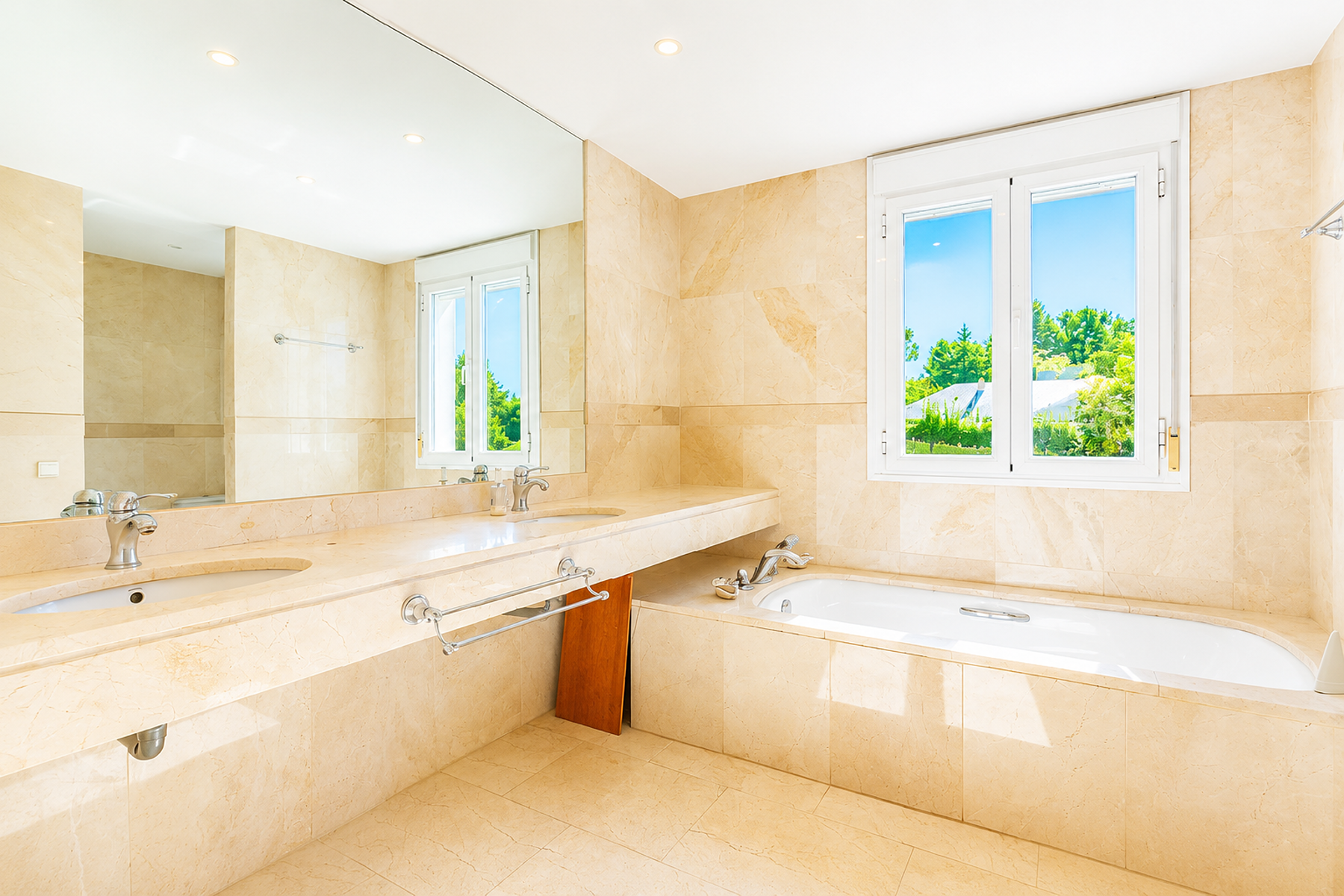  Luxury Chalet in Ciudalcampo, Madrid - 物件實景