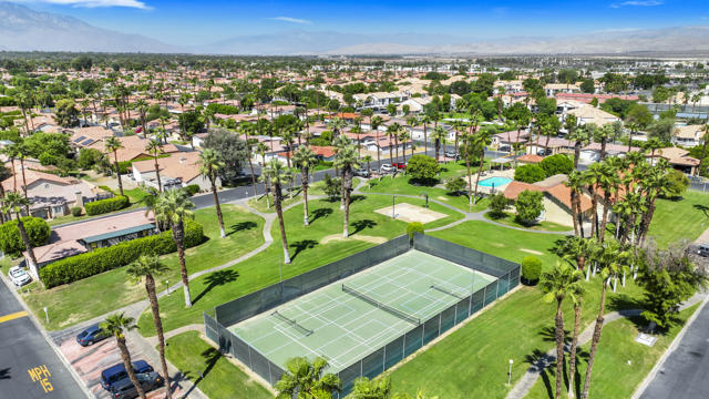 Palm Desert, California, 92211, United States, 3 Bedrooms Bedrooms, ,1 BathroomBathrooms,Residential,For Sale,1983389