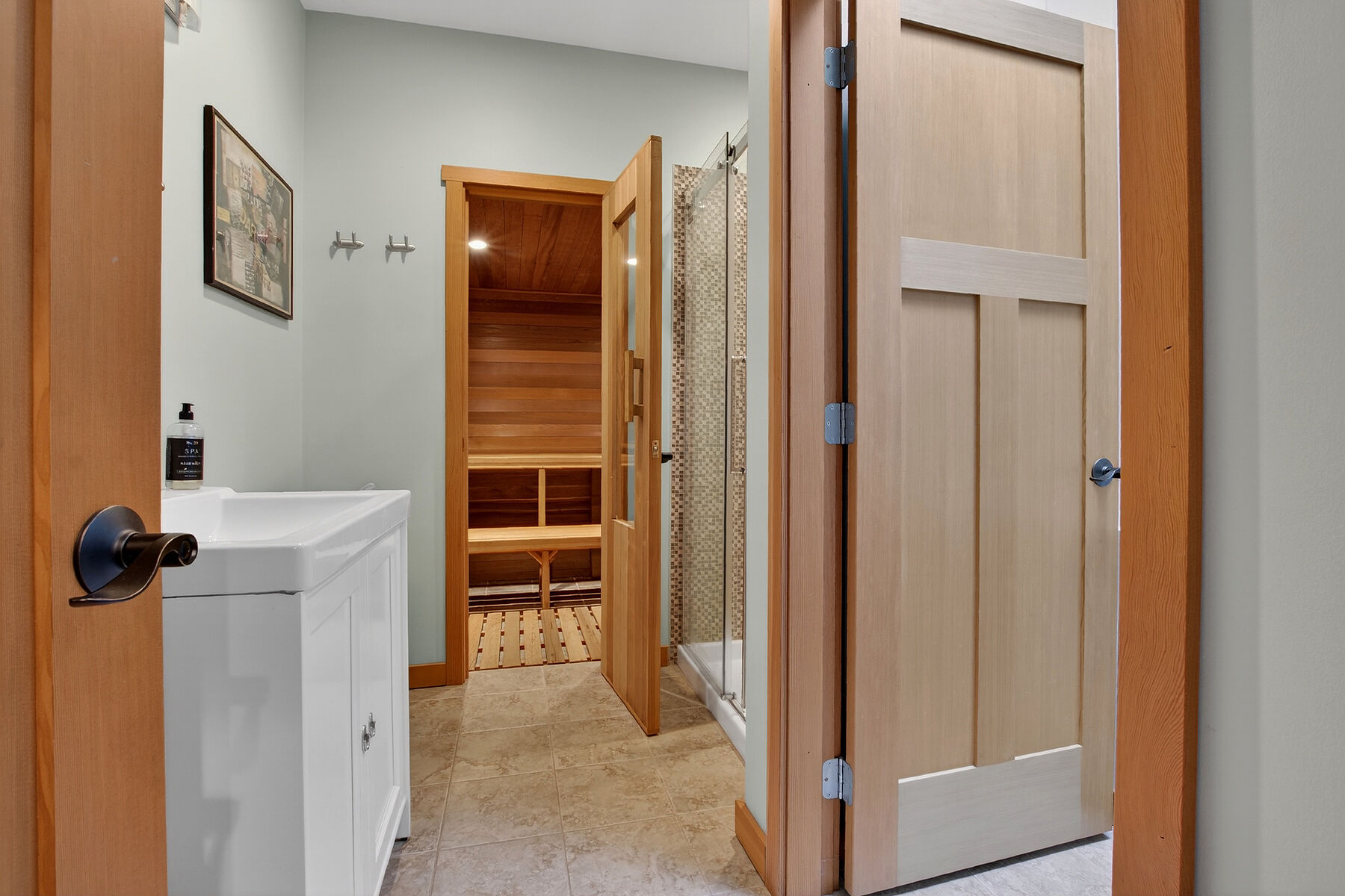  Ladysmith Bespoke Oceanfront - 物件實景