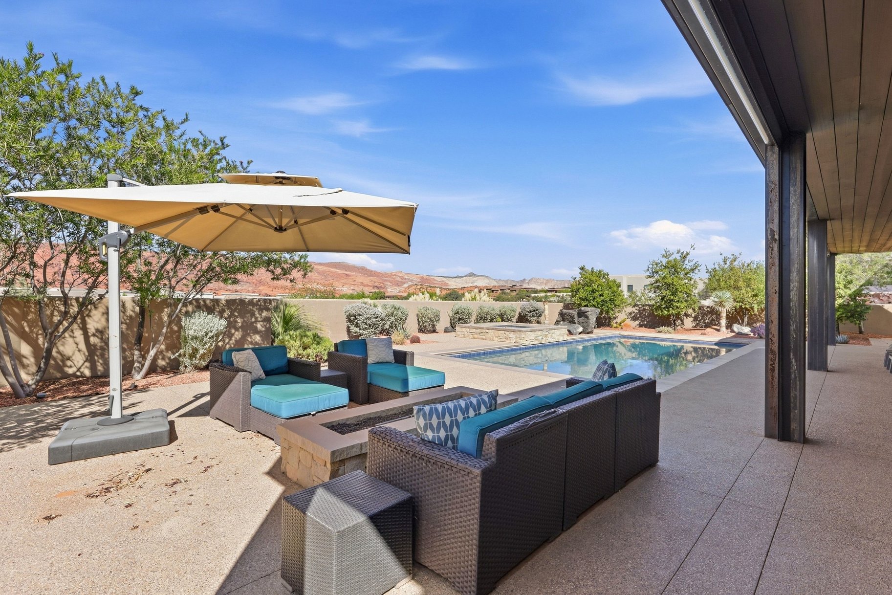  Warm Desert Modern Single Level Living in the Gated side of the Ledges Course - 物件實景
