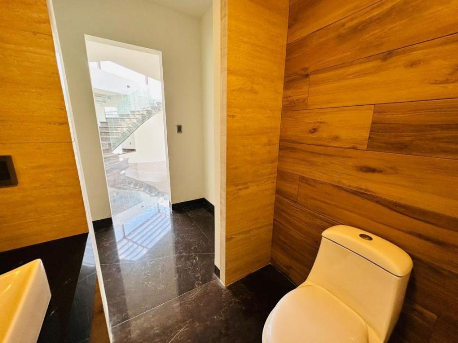 Mandarinas, Atizapán de Zaragoza, Estado de México, 52938, Mexico, 4 Bedrooms Bedrooms, ,4 BathroomsBathrooms,Residential,For Sale,Mandarinas,1615930