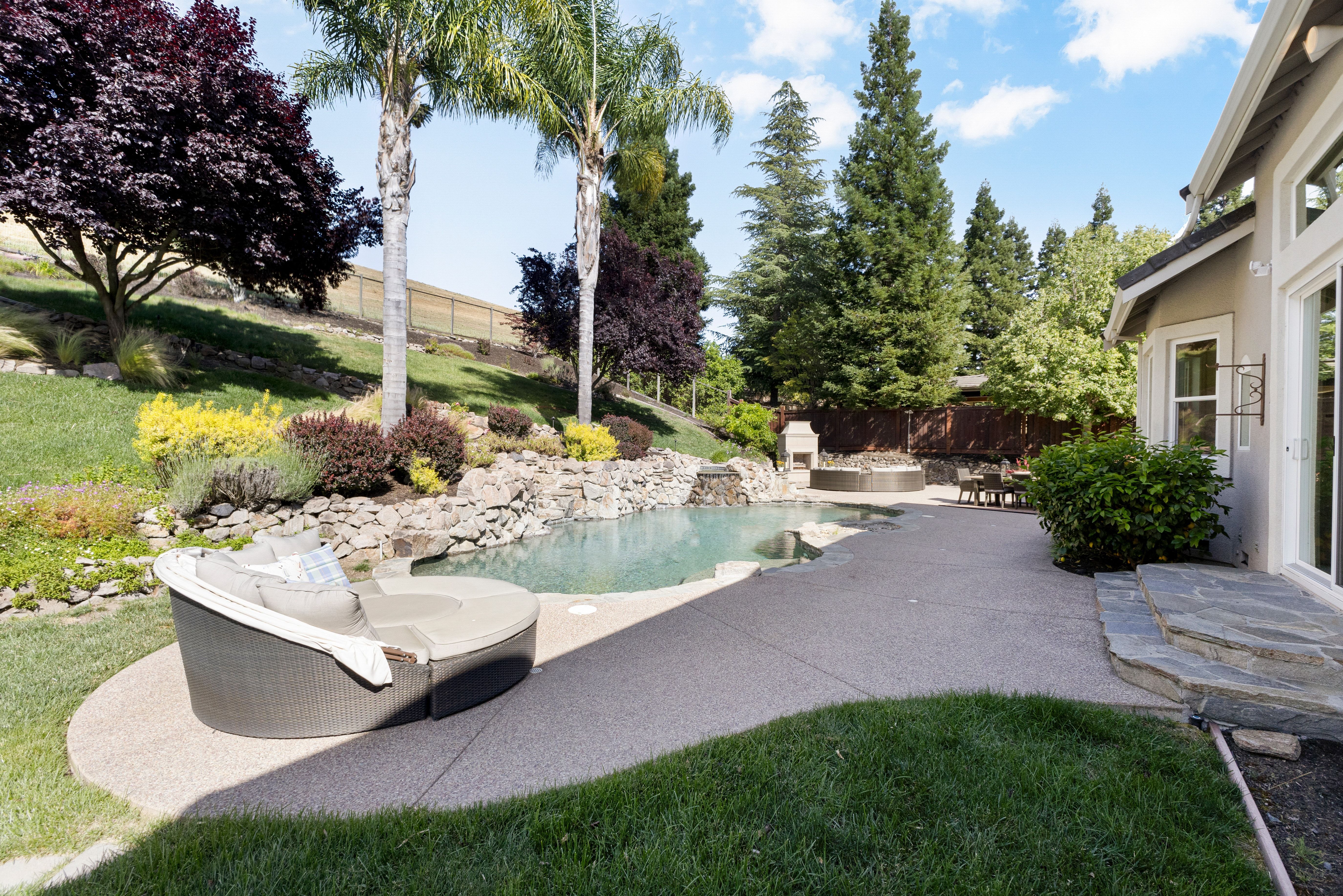  Exceptional Northridge Estates Home on Expansive Private Lot - 物件實景
