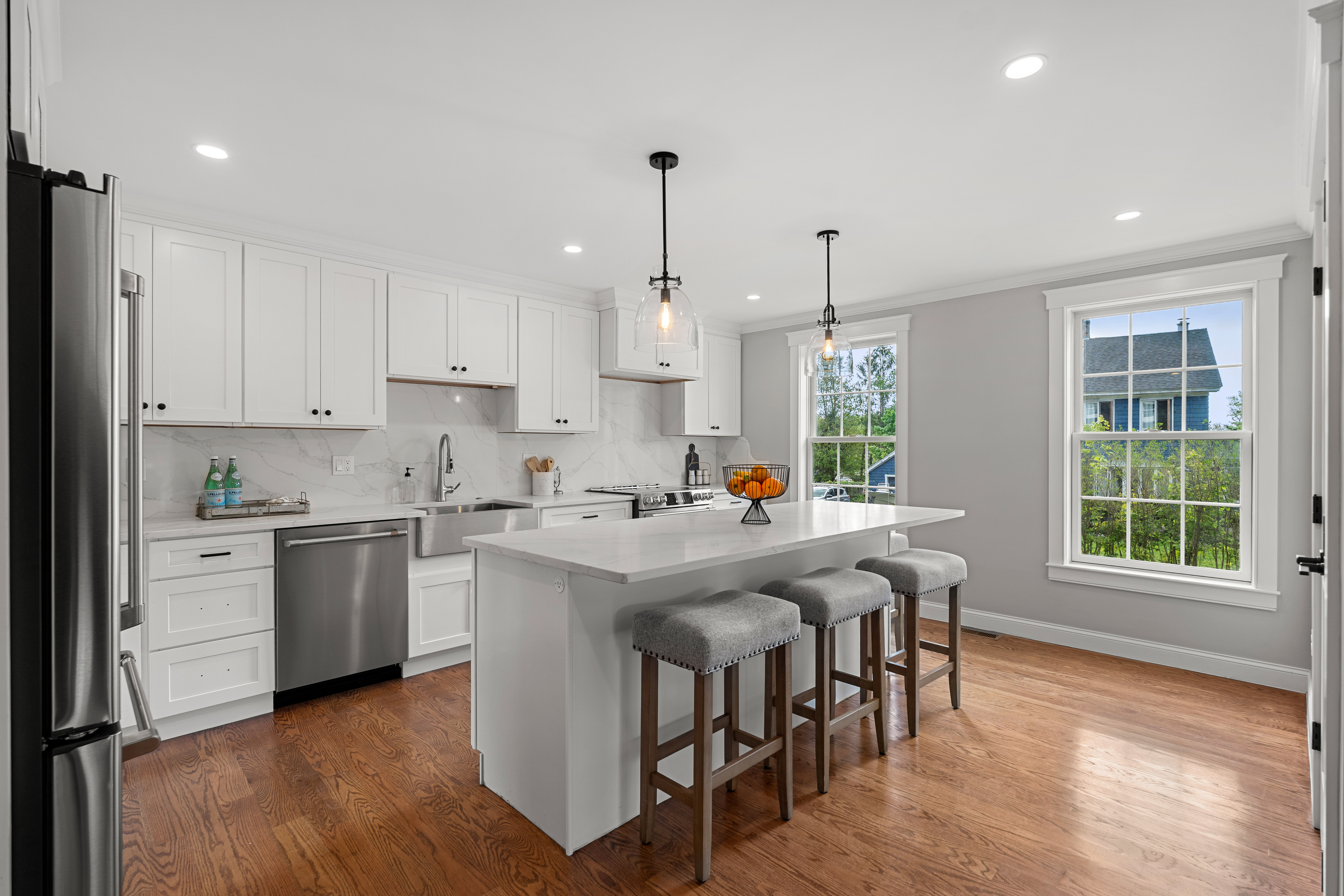  6 Monroe Street, Amesbury, MA, 01913 - 物件實景