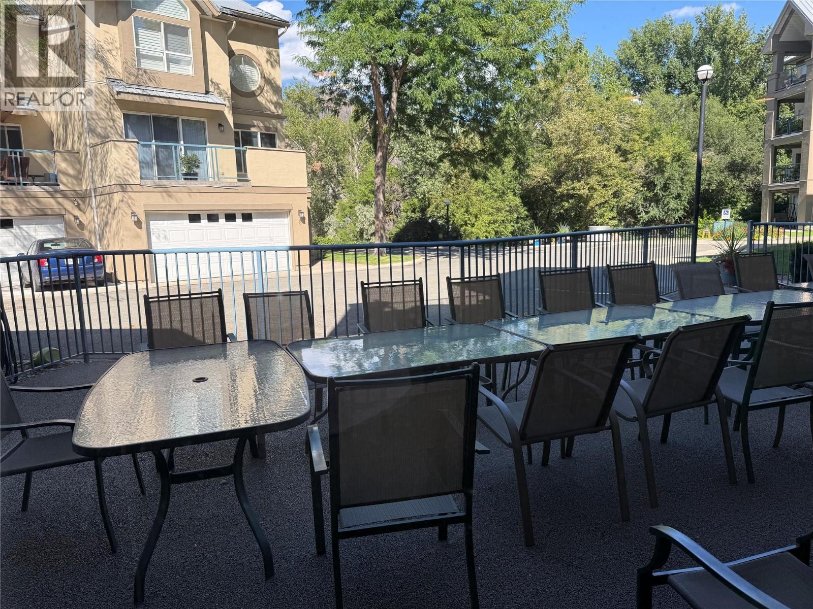 KAMLOOPS, British Columbia, V2C 1W9, CA, 3 Bedrooms Bedrooms, ,2 BathroomsBathrooms,Residential,For Sale,1949054