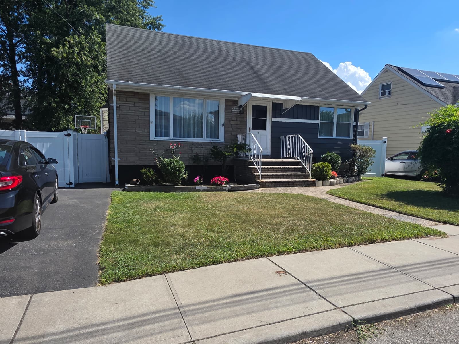 Little Ferry, New Jersey, 07643, United States, 4 Bedrooms Bedrooms, ,2 BathroomsBathrooms,Residential,For Sale,1978073