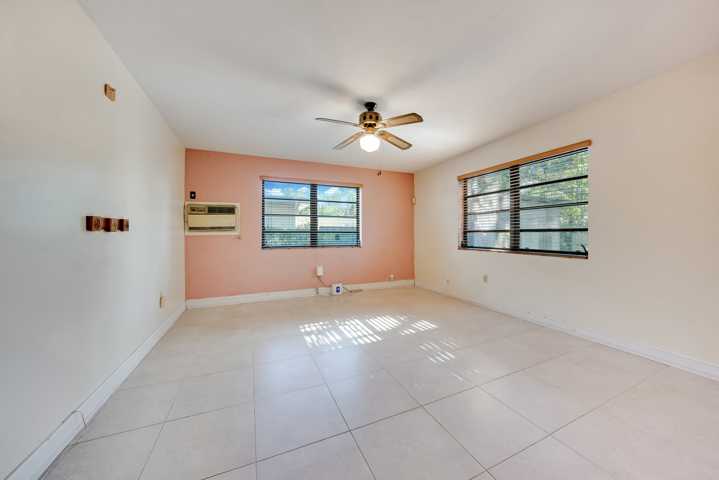  14115 NW 6th Ave, North Miami, FL, 33168 - 物件實景