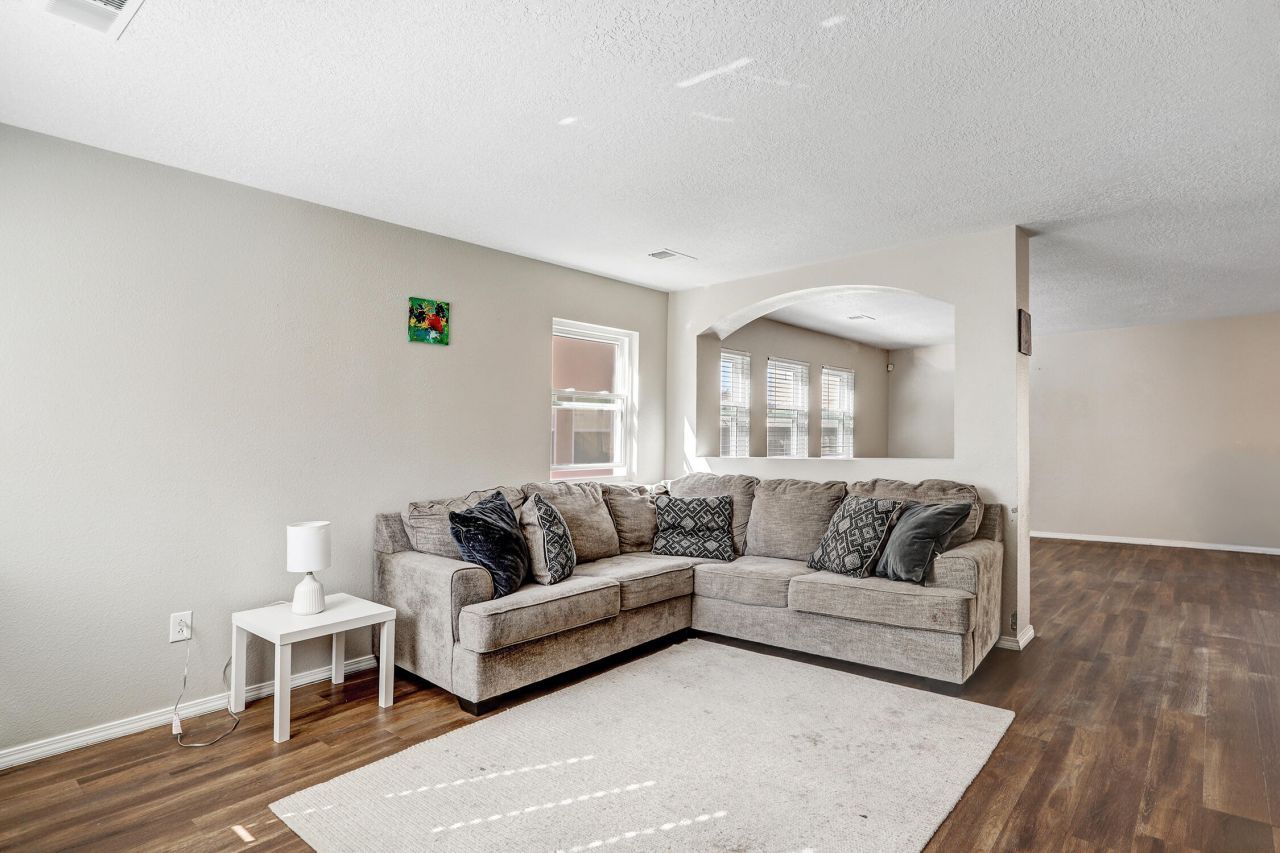 Elder Meadows Dr, Rio Rancho, NM 87144 #1
