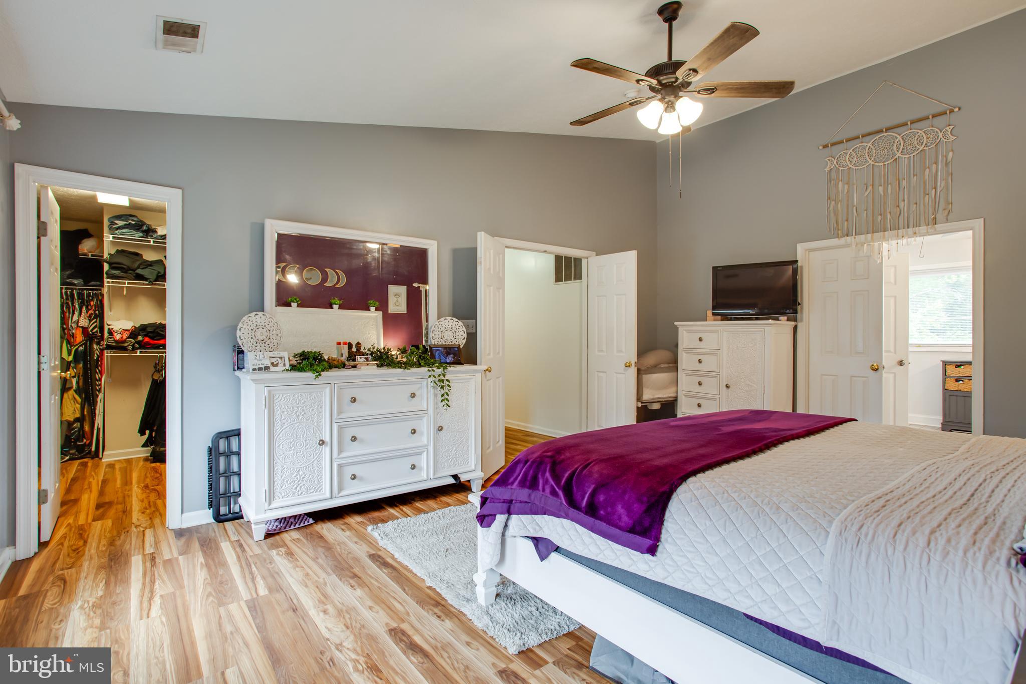 Waldorf, Maryland, 20601, United States, 5 Bedrooms Bedrooms, ,5 BathroomsBathrooms,Residential,For Sale,1977344