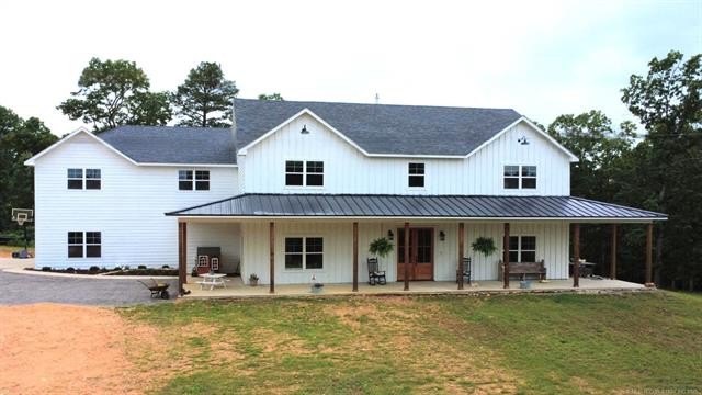Tahlequah, Oklahoma, 74464, United States, 6 Bedrooms Bedrooms, ,4 BathroomsBathrooms,Residential,For Sale,1982576