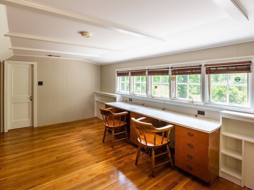 Brockton, Massachusetts, 02301, United States, 5 Bedrooms Bedrooms, ,3 BathroomsBathrooms,Residential,For Sale,1879752