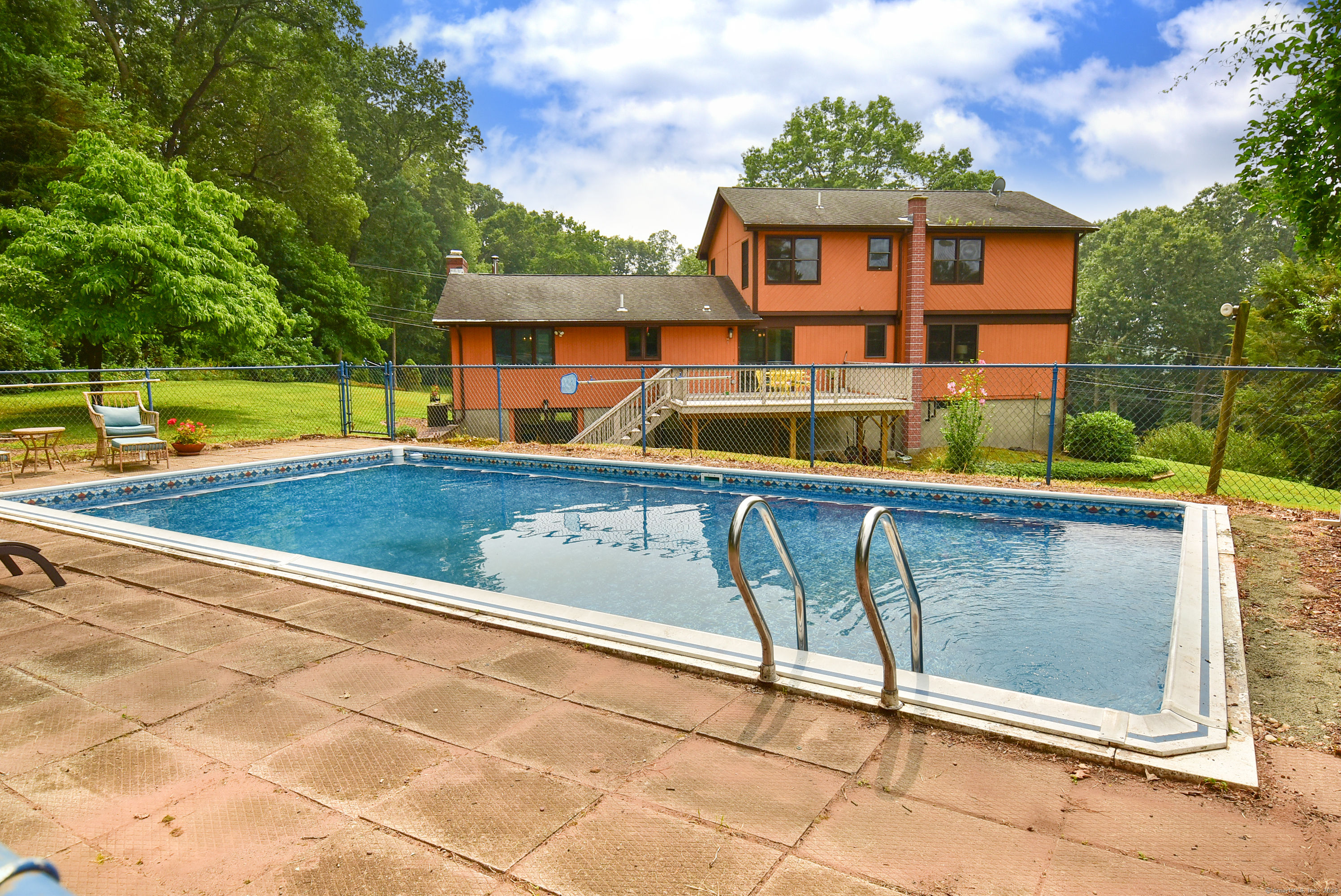 Ellington, Connecticut, 06029, United States, 5 Bedrooms Bedrooms, ,4 BathroomsBathrooms,Residential,For Sale,1911965