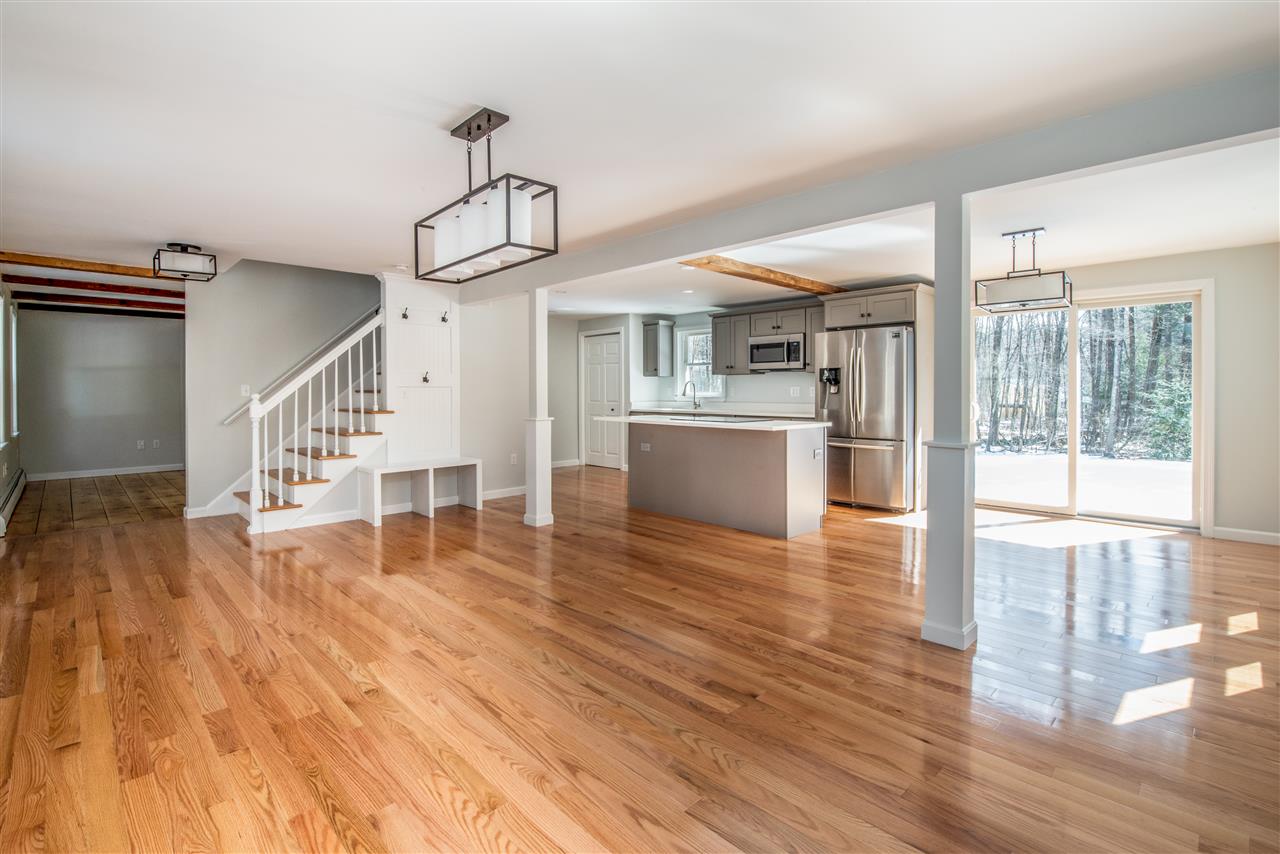 Hampstead, New Hampshire, 03841, United States, 4 Bedrooms Bedrooms, ,2 BathroomsBathrooms,Residential,For Sale,1861952