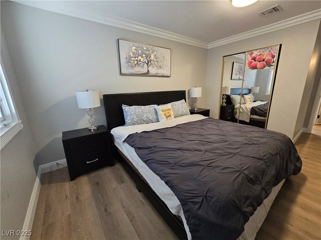 Las Vegas, Nevada, 89146, United States, 5 Bedrooms Bedrooms, ,1 BathroomBathrooms,Residential,For Sale,1881777